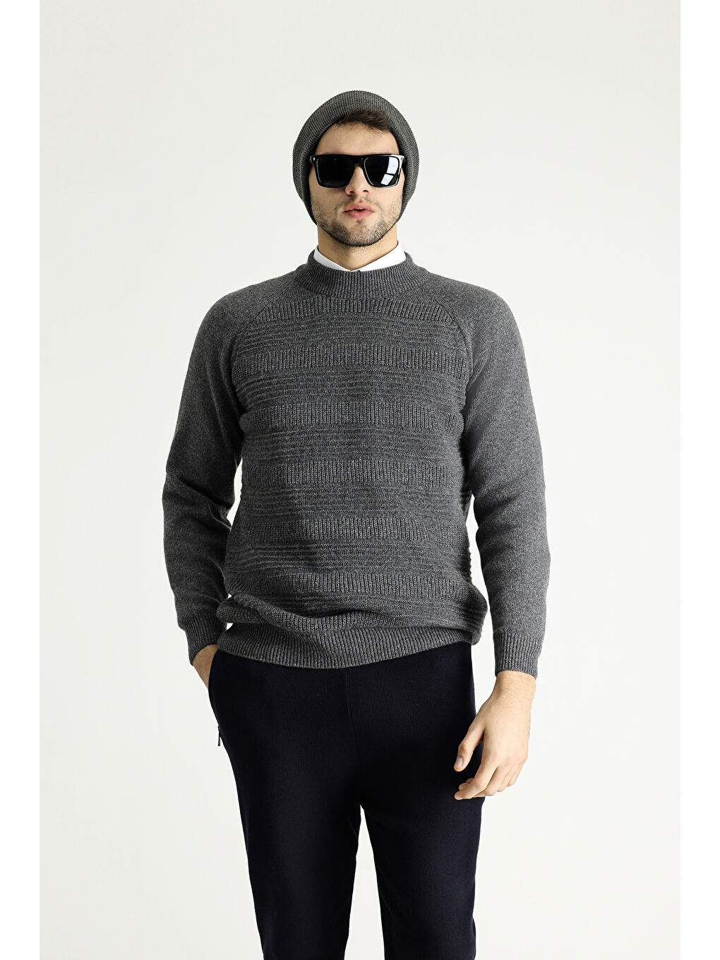 Gri Bato Yaka Slim Fit Dar Kesim Desenli Yünlü Triko Kazak-2