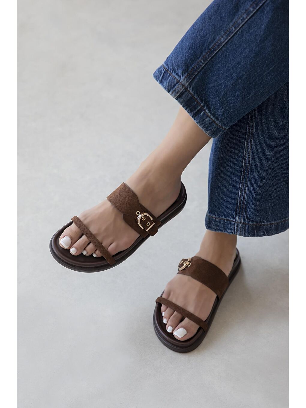 Kahverengi Zeus Kadın Toka Detay Günlük Konfor Süet Terlik Kahve