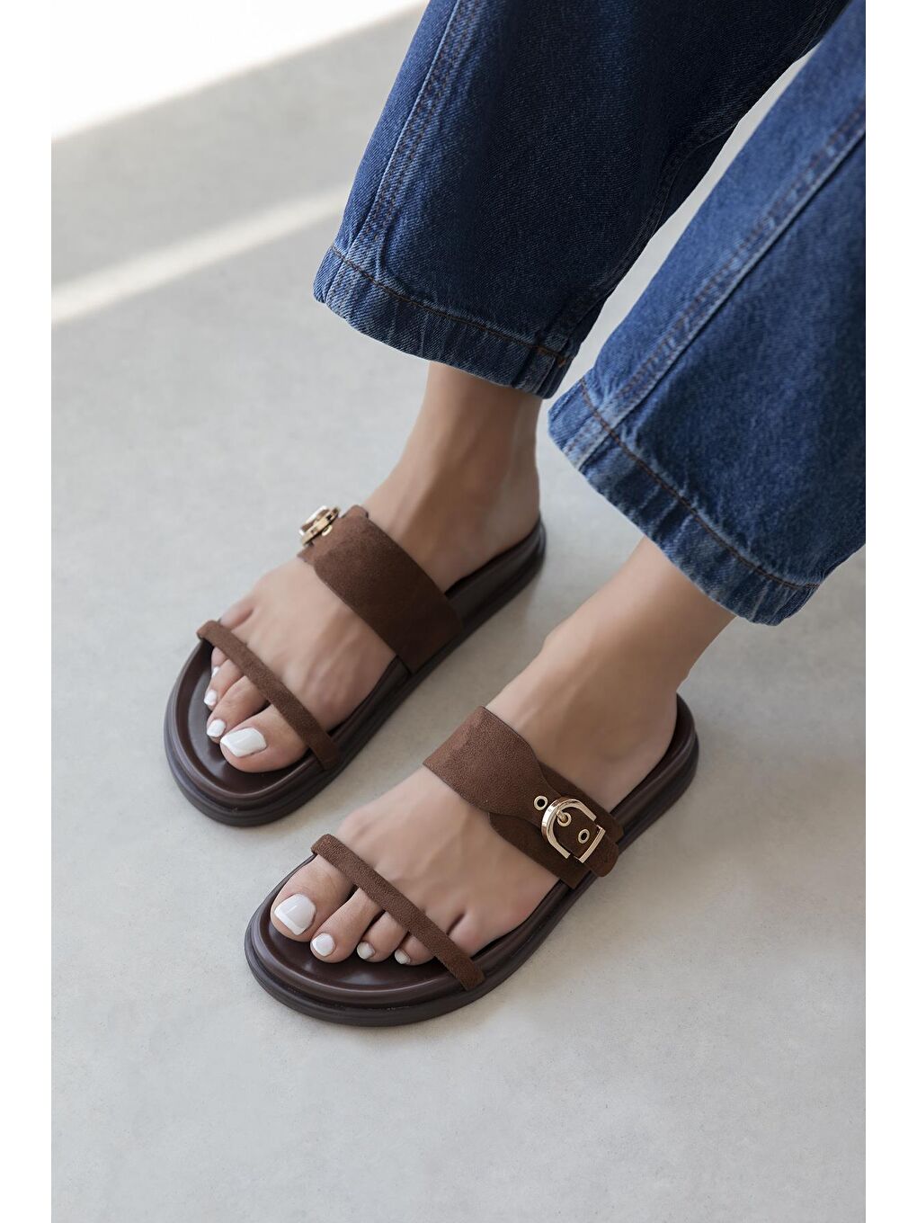 Kahverengi Zeus Kadın Toka Detay Günlük Konfor Süet Terlik Kahve-1