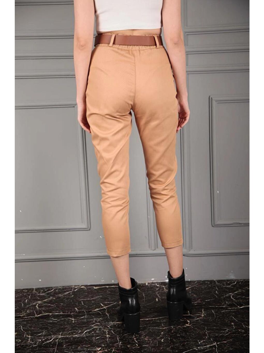 Stil Diva Camel Gabardin Kumaş Kısa Kesim Dar Paça Cepli Kemerli Fermuarlı Pantolon 5178 - 3