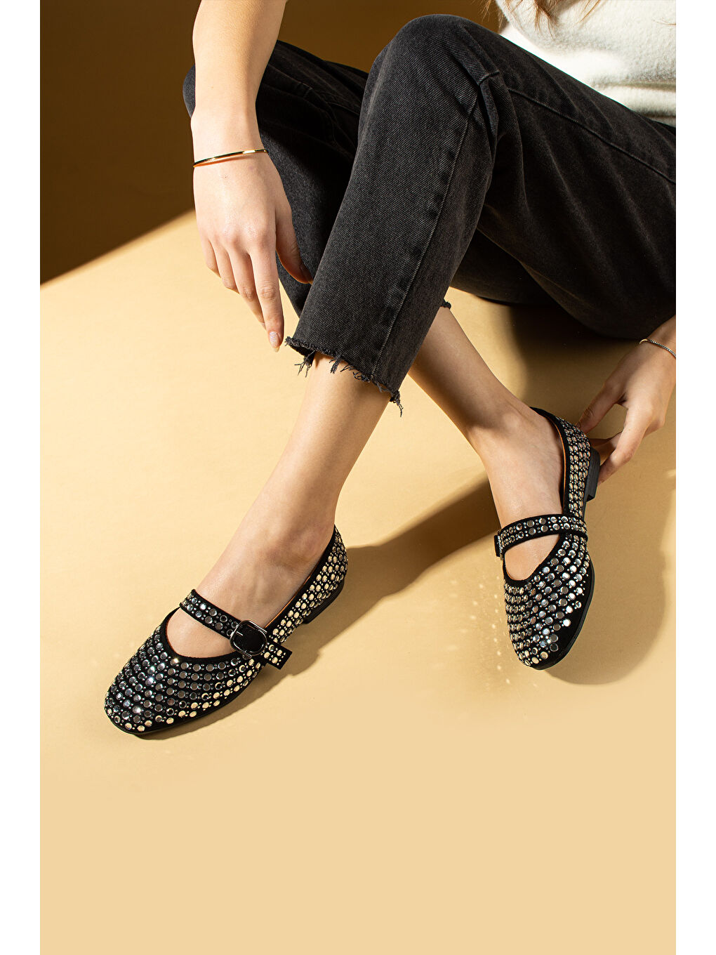 Siyah Taşlı Tokalı Balerin Kadın Babet 57-41-25Gümüş-2