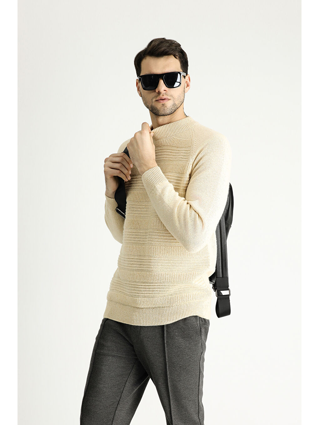 Bej Bato Yaka Slim Fit Dar Kesim Desenli Yünlü Triko Büyük Beden Kazak