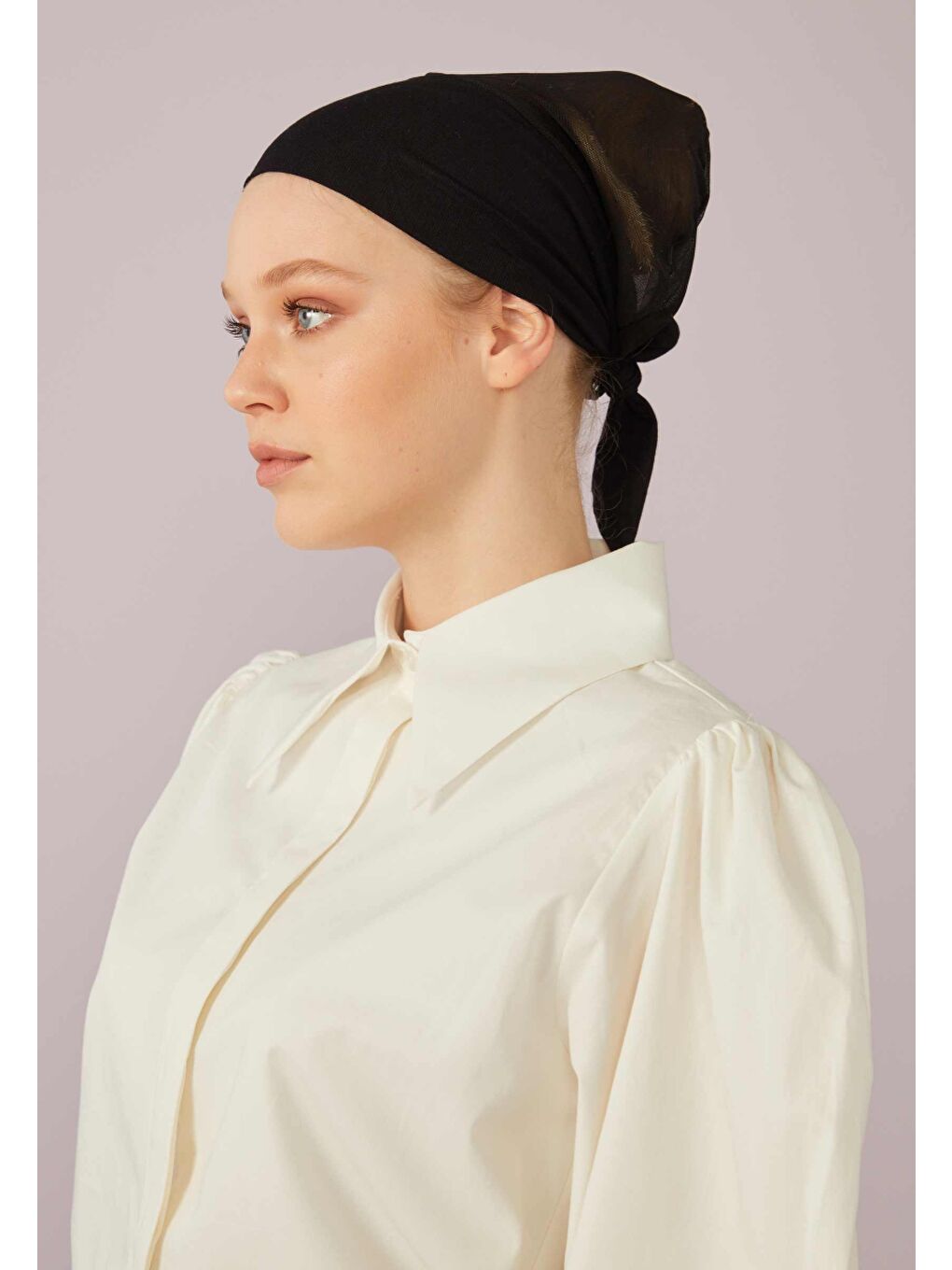 Fileli Dikişsiz Düz Bone Siyah-1