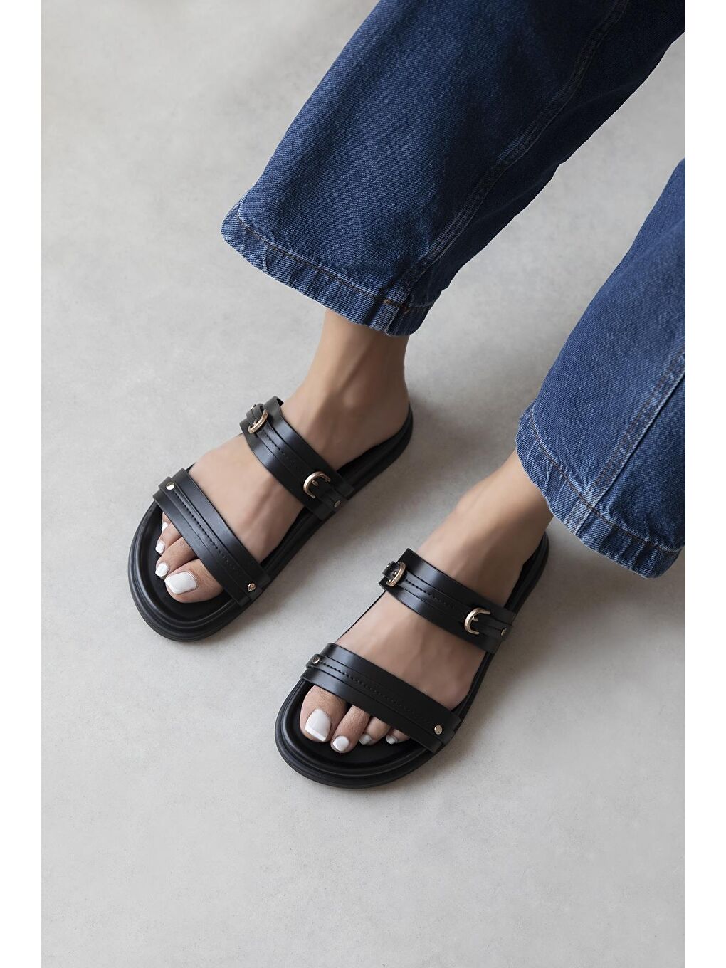 Cistra Kadın Günlük Konfor Deri Terlik Siyah-1