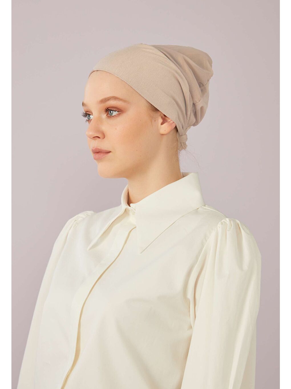 Fileli Dikişsiz Düz Bone Bej-1