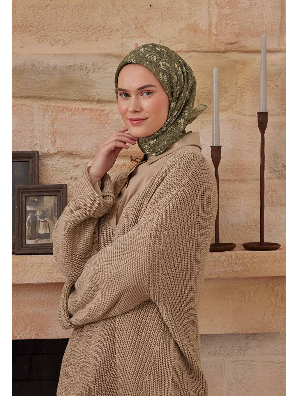 Wıld Flower Desen Pamuk İpek Eşarp Haki