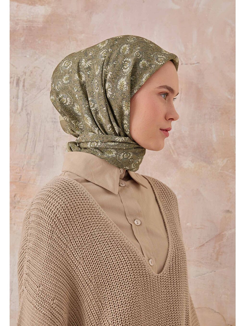 Wıld Flower Desen Pamuk İpek Eşarp Haki-3