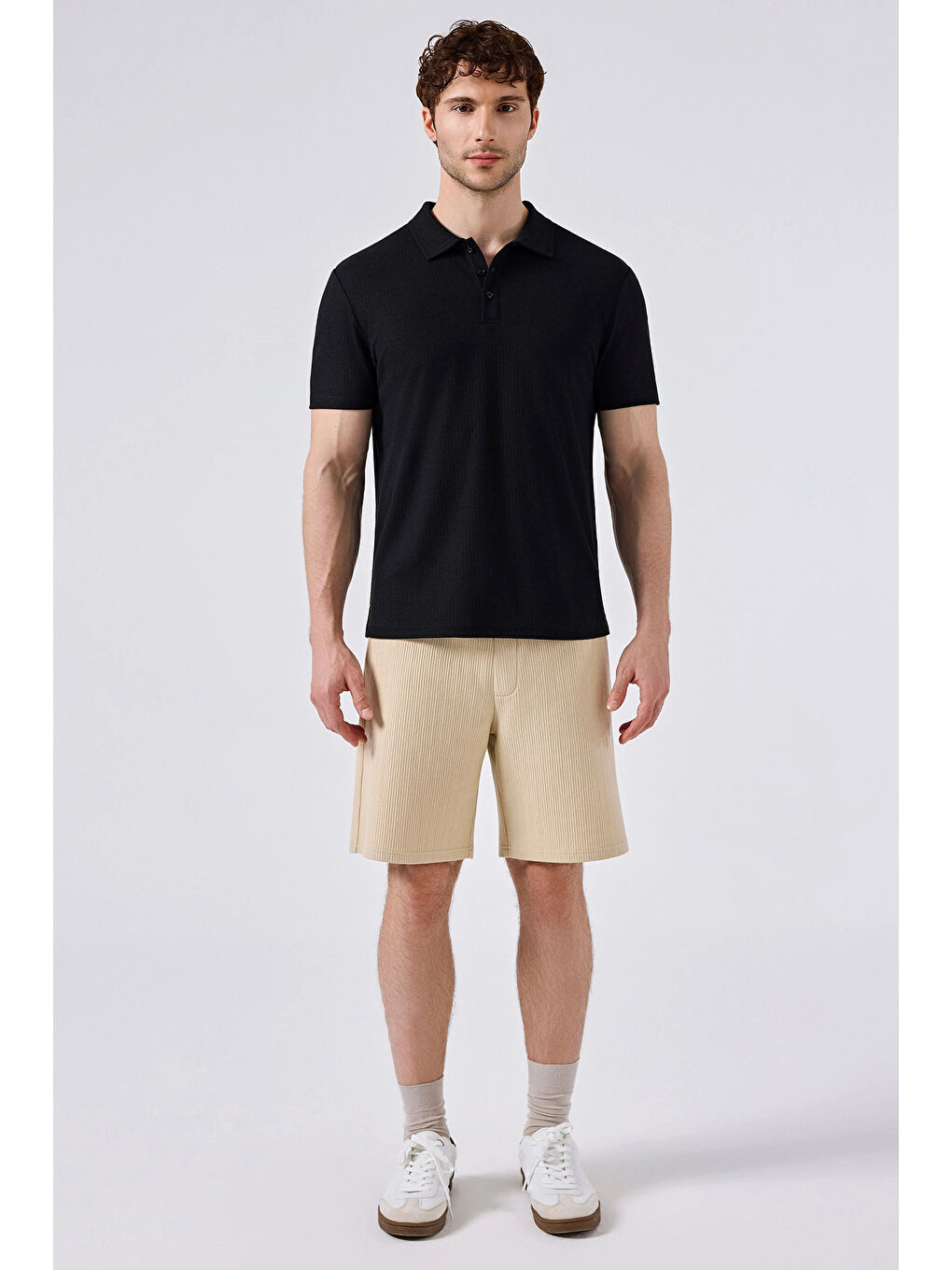 Siyah Regular Fit Düğmeli Polo Yaka T Shirt 6SM5003-BK-1