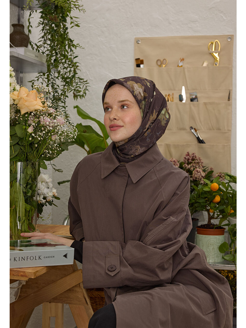 Kahverengi Delıa Desen Pamuk İpek Eşarp Kakao-1