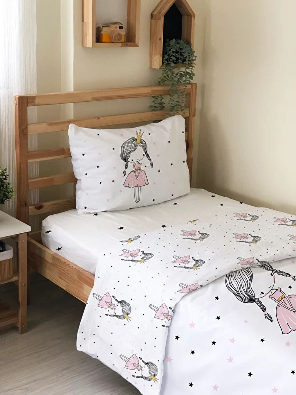 Beyaz Prenses Desenli Çarşafsız 2'li Takım Baskılı Tek Kişilik Nevresim Takımı 160x220 cm-2