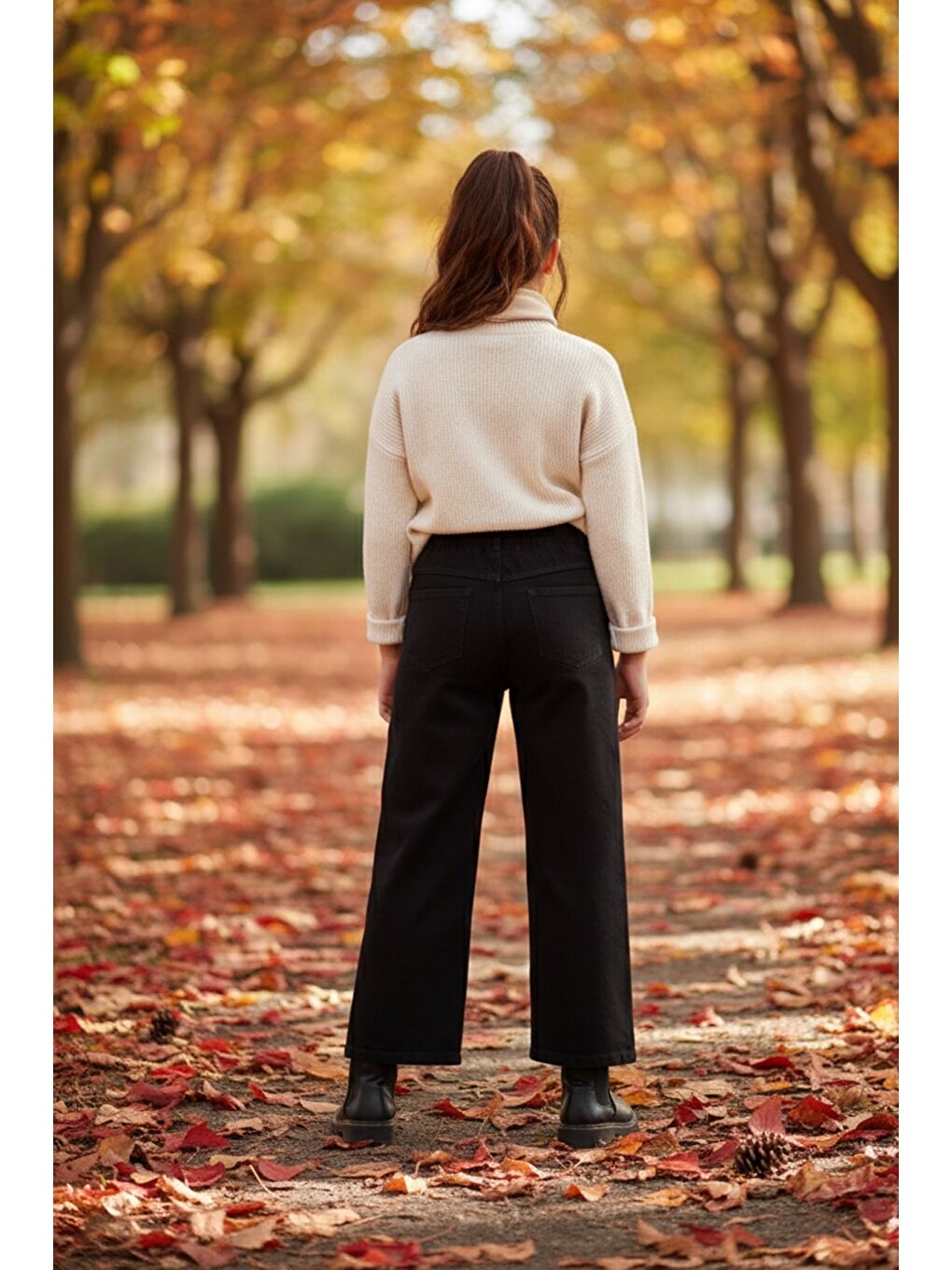 Siyah %100 Pamuk Beli Lastikli Taşlı Kalp Nakışlı Kız Çocuk Pantolon-1