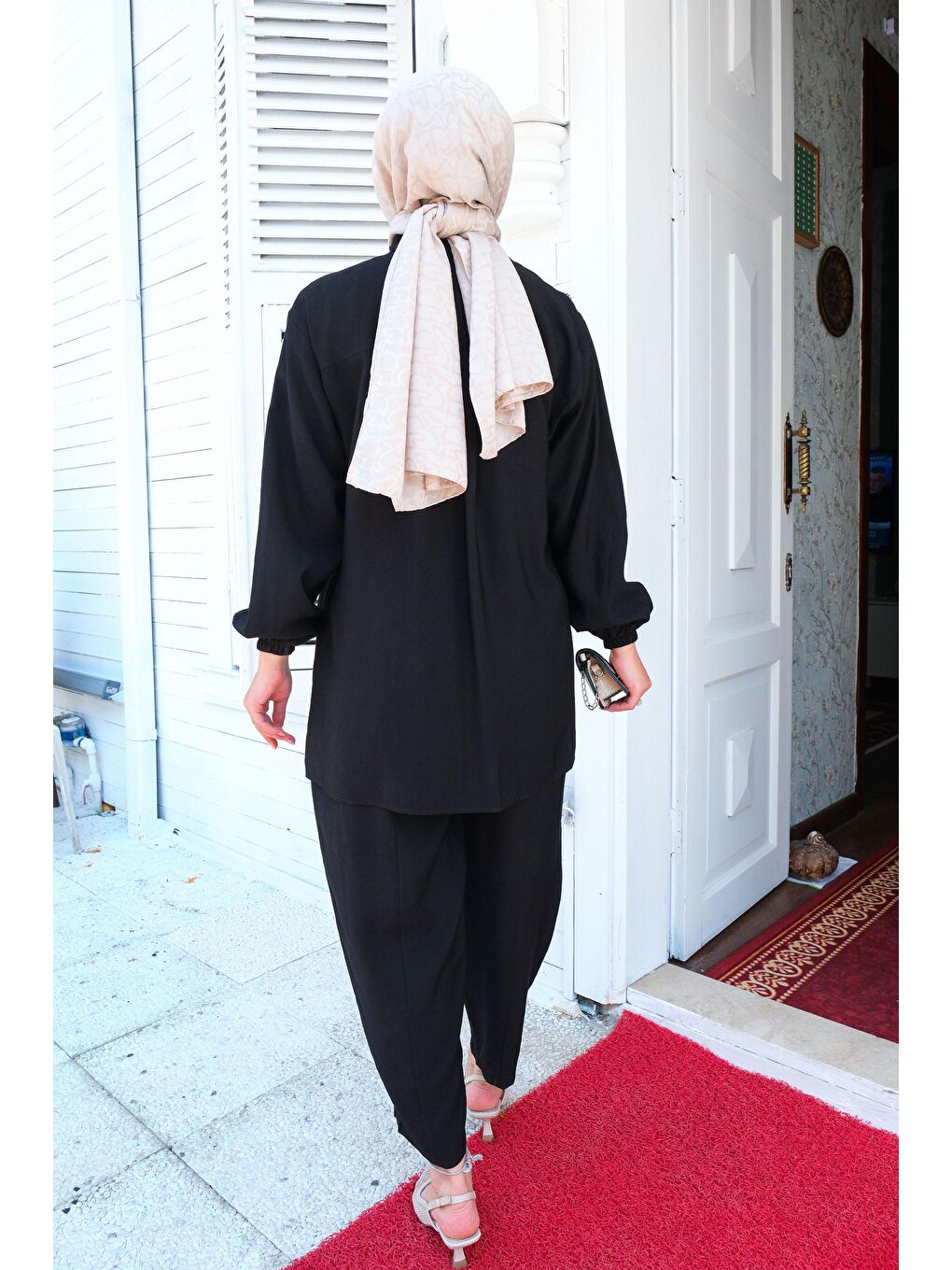 Tek Cepli Taş Detay İkili Takım Siyah-4