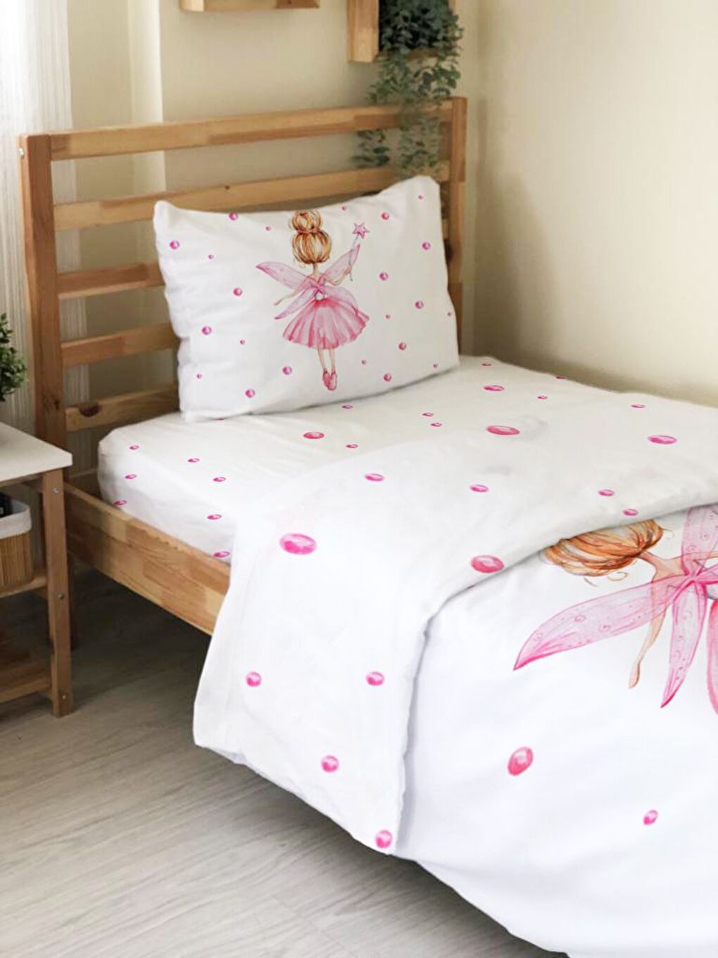 Beyaz Peri Kızı Desenli Çarşafsız 2'li Takım Baskılı Tek Kişilik Nevresim Takımı 160x220 cm-3