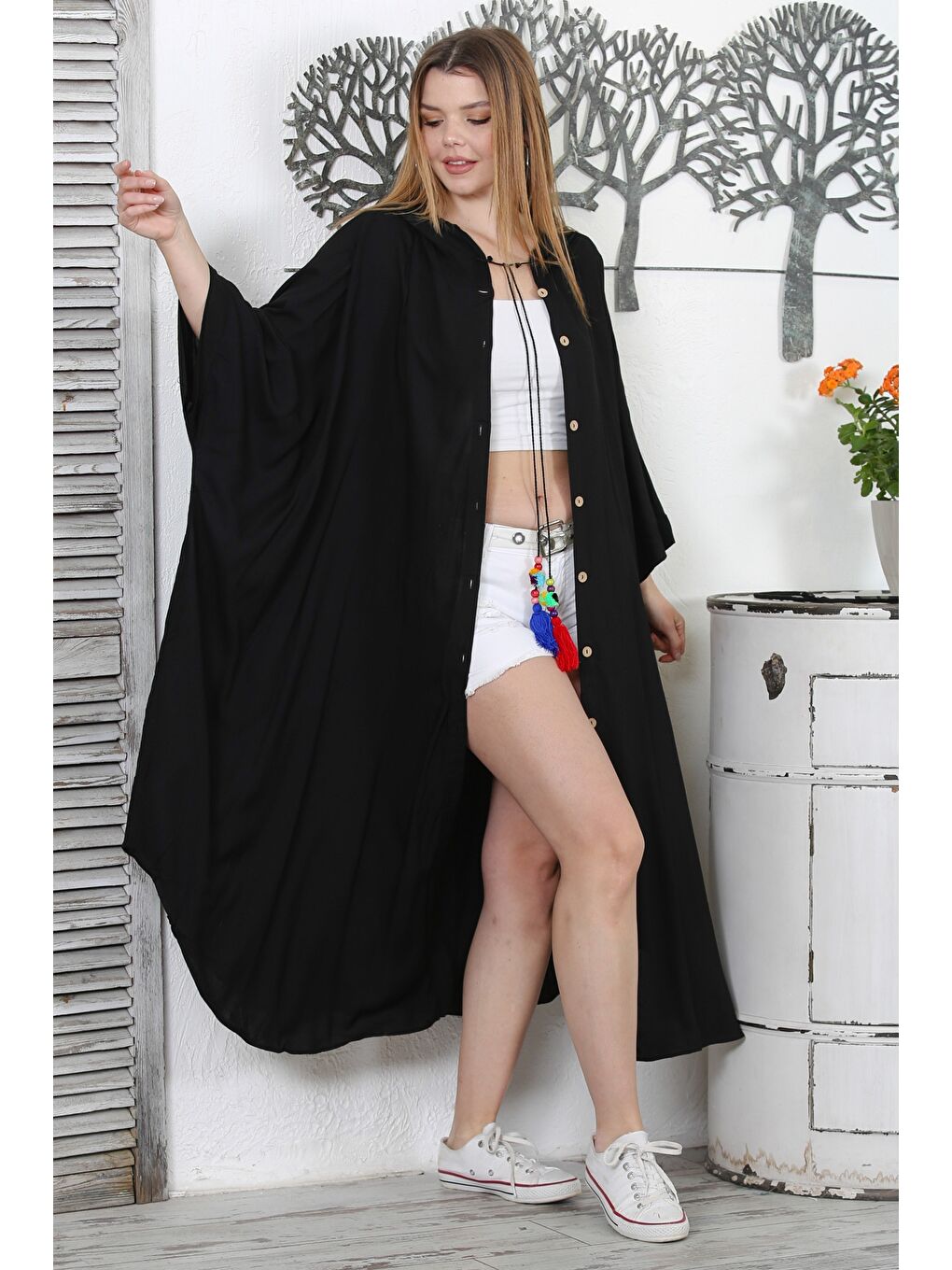 İtalyan Siyah Kimono Yaka Yarasa Kol Düğmeli Kapüşonlu Püsküllü Dokuma Casual Kimono Ceket-1