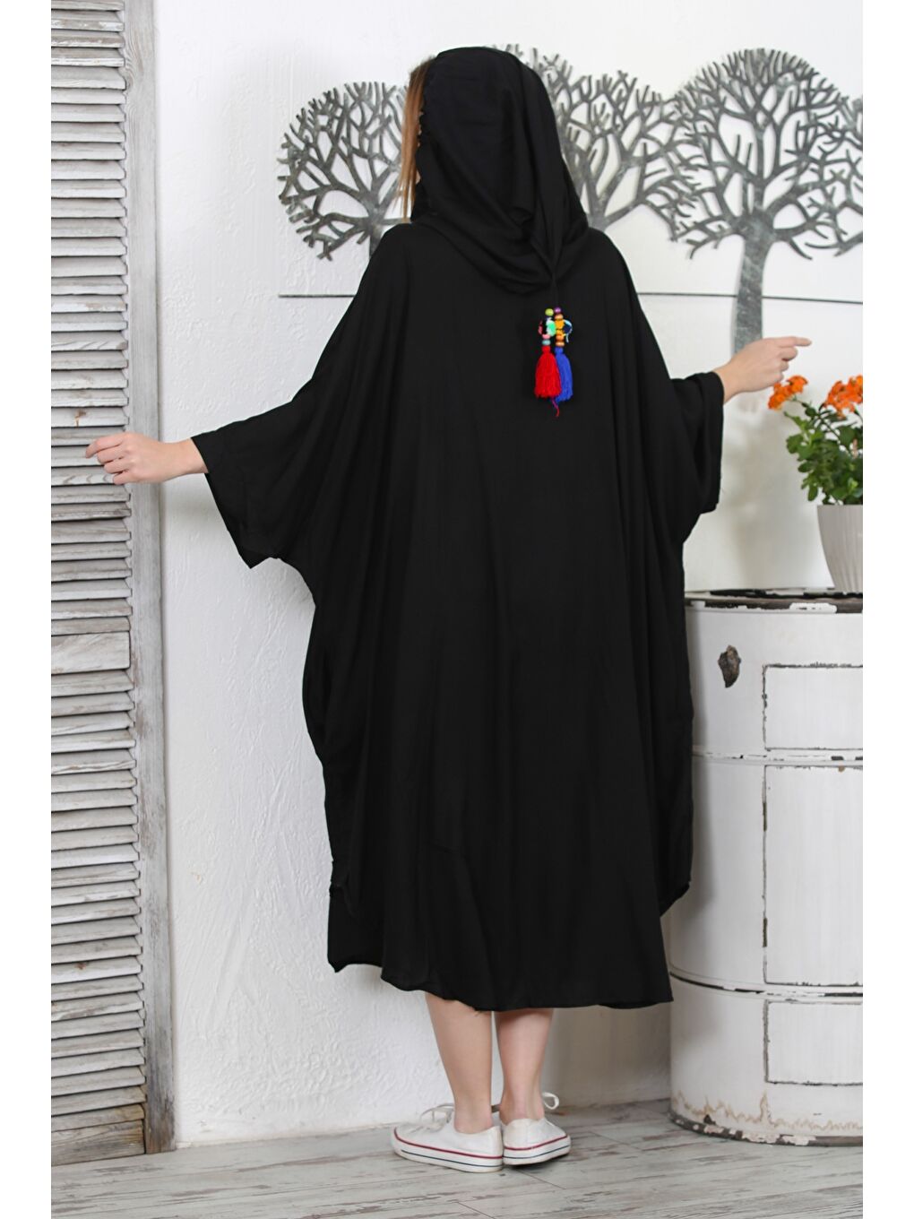 İtalyan Siyah Kimono Yaka Yarasa Kol Düğmeli Kapüşonlu Püsküllü Dokuma Casual Kimono Ceket-7