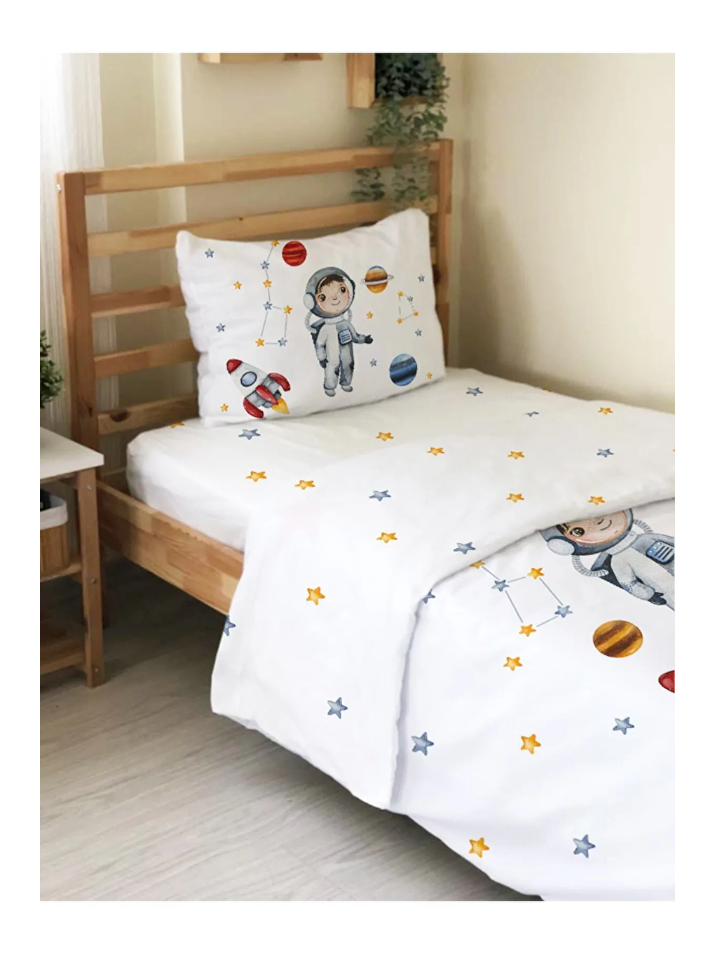 Beyaz Astronot Desenli Çarşafsız 2'li Takım Baskılı Tek Kişilik Nevresim Takımı 160x220 cm-3