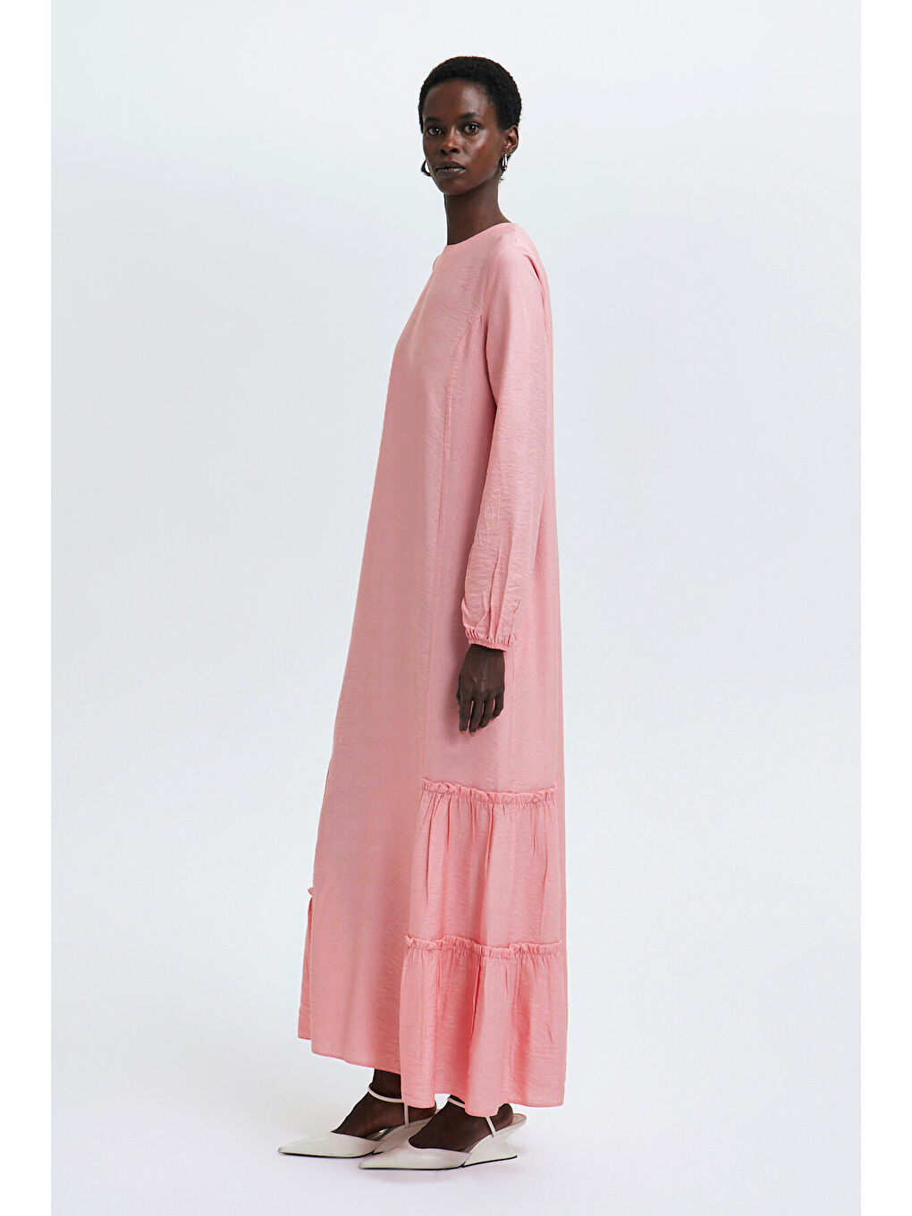 Pembe Etek Ucu Büzgülü Keten Dokulu Elbise-2