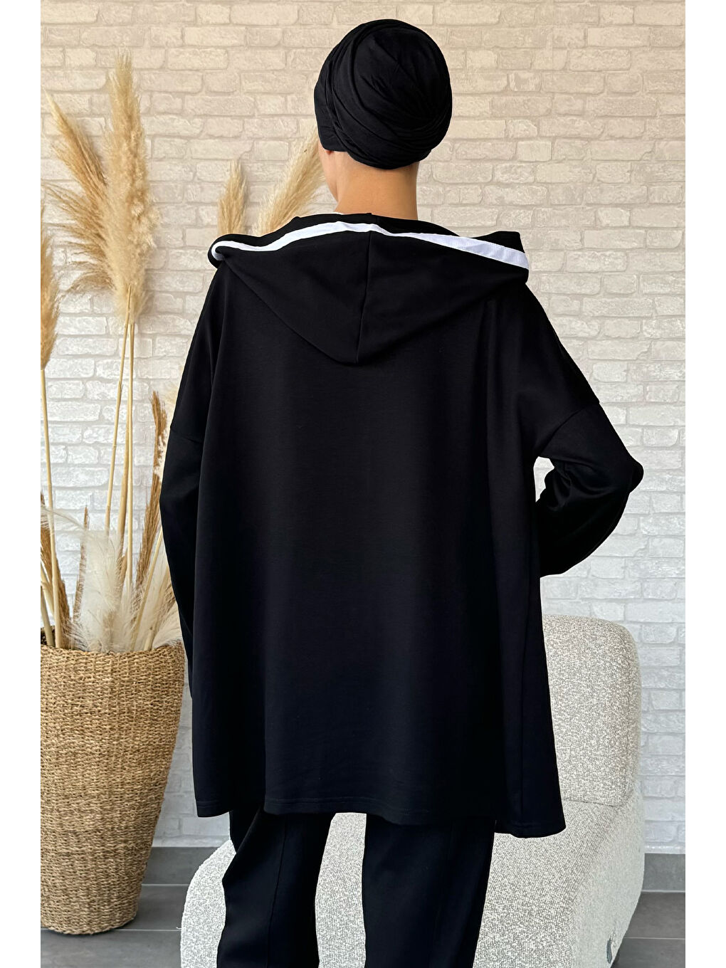 Siyah Kadın Taş İşlemeli Kapüşonlu Tesettür İkili Takım-4