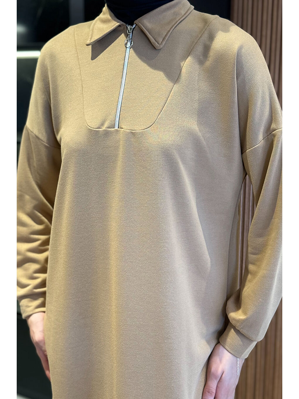 Kahverengi Kadın Yaka Fermuarlı Fitilli Tesettür Triko Elbise-4