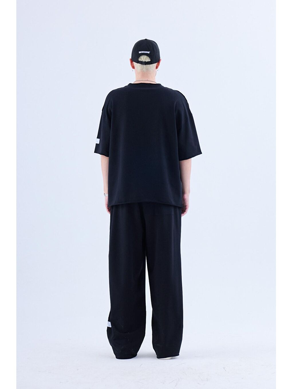 Etiket Detaylı Oversize Eşofman Takım - Siyah-2