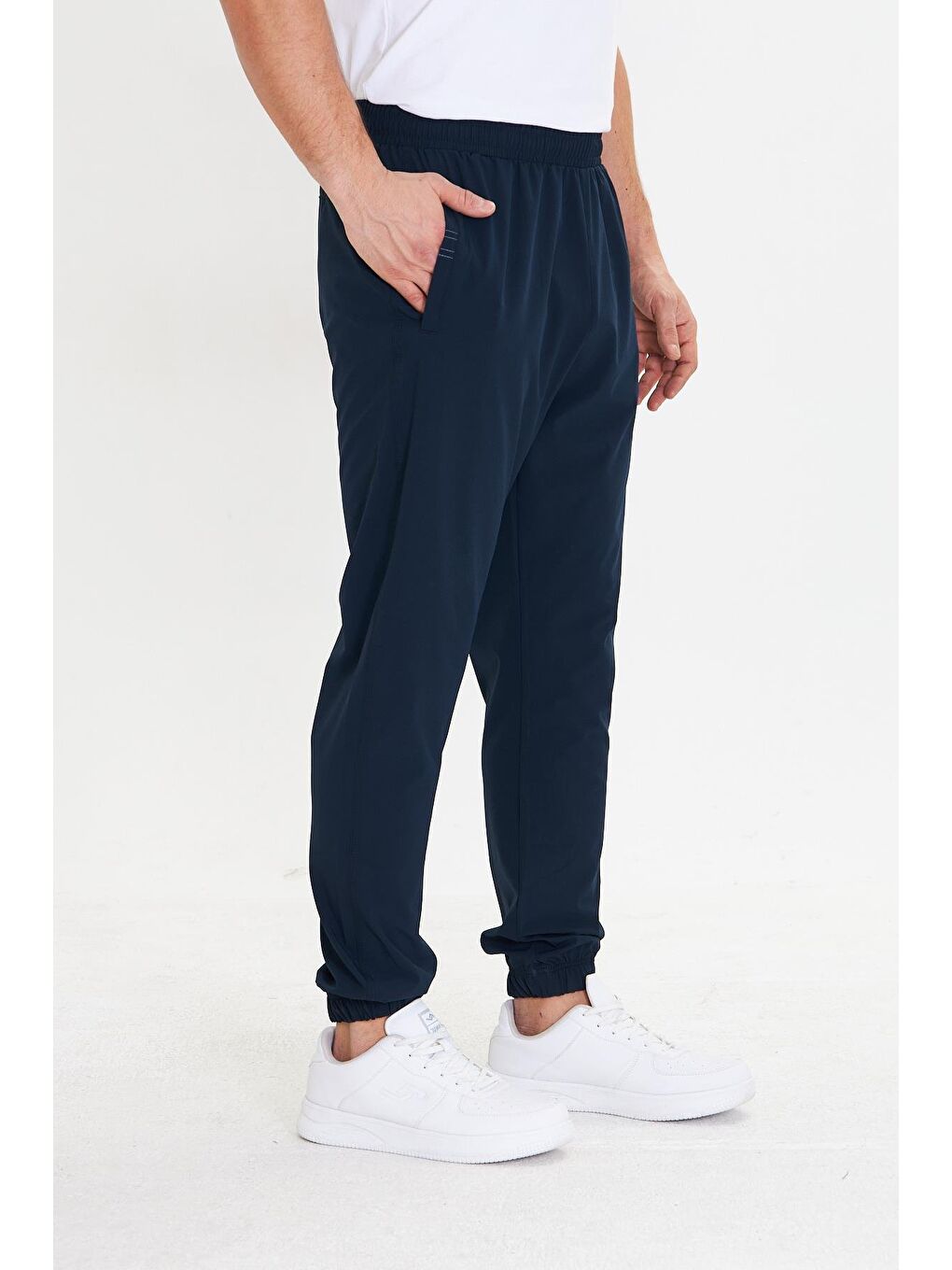 Erkek Stretchfit Esnek Lastik Paçalı Eşofman Altı Lacivert 2663-L-4