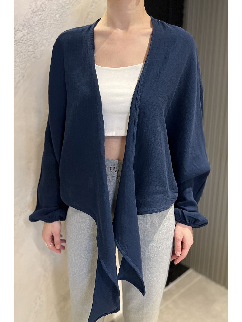 Lacivert Kadın Yarasa Kol Ön Bağlamalı Bluz-3