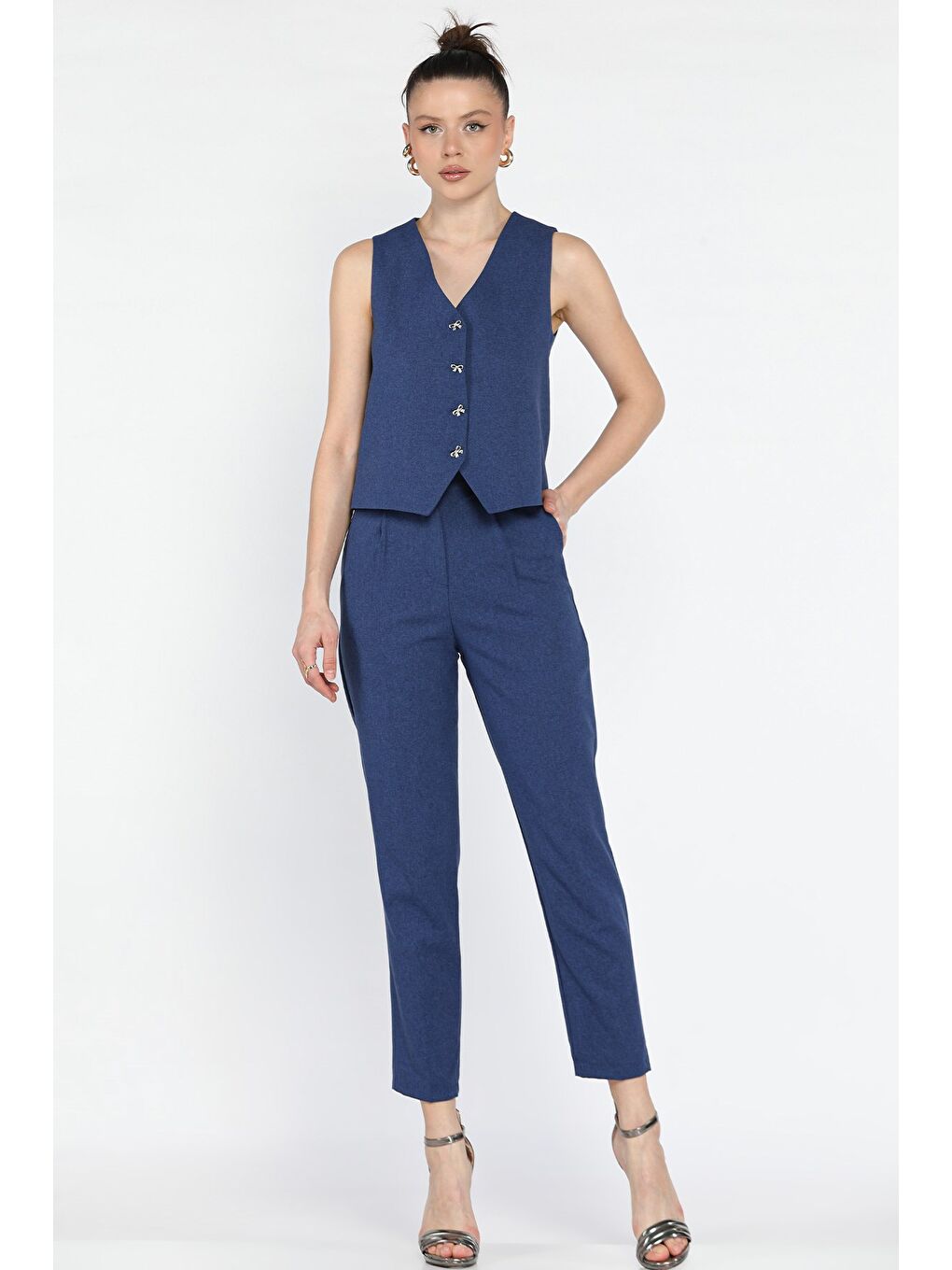 İndigo Kadın Düğme Detaylı Astarlı Yelek Pantolon İkili Takım