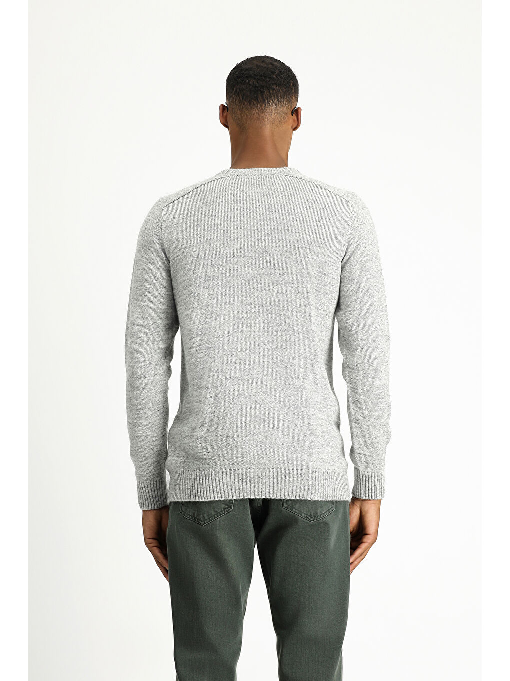 Gri Bisiklet Yaka Regular Fit Dikişsiz Desenli Triko Kazak-3