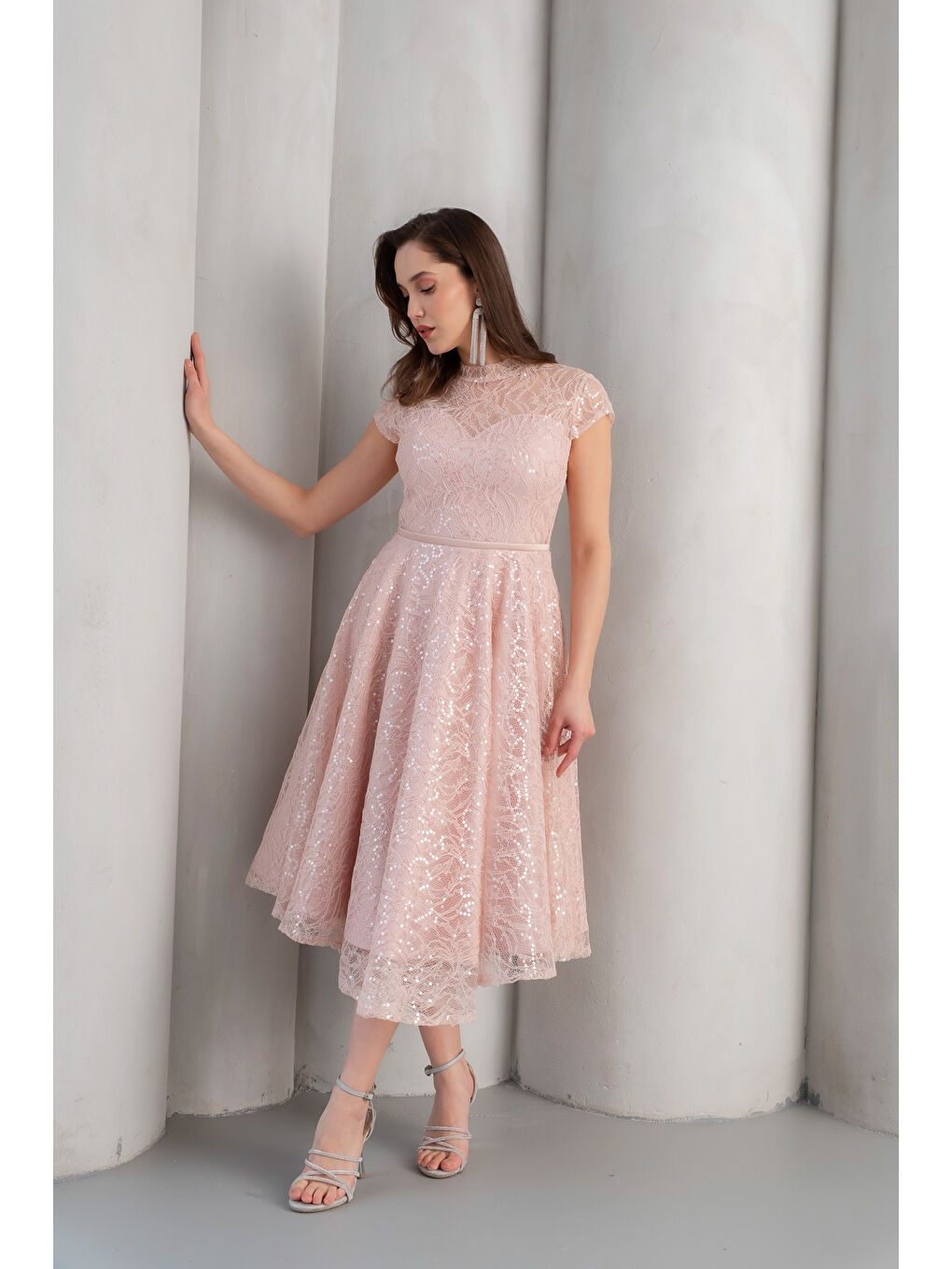 Pembe Kadın Pudra Kısa Kollu Payetli Midi Kloş Söz Nişan Nikah Abiye Elbise