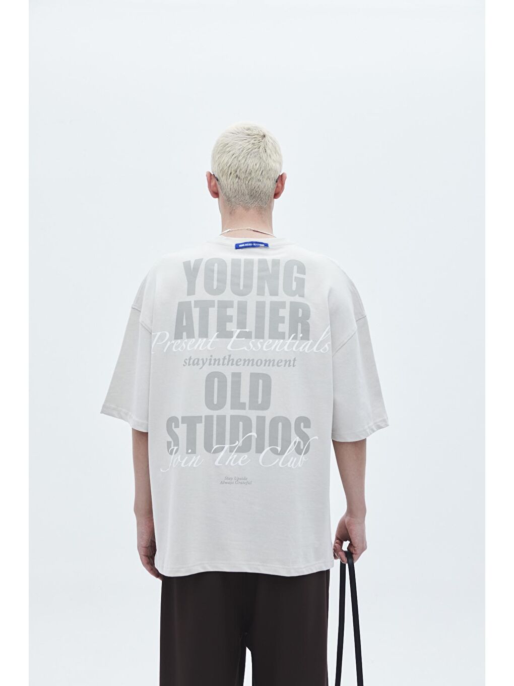 VAMOSCLO Beyaz-Açık Gri YOUNG ATELIER BASKILI OVERSIZE T-SHIRT - BUZ GRİ - 1