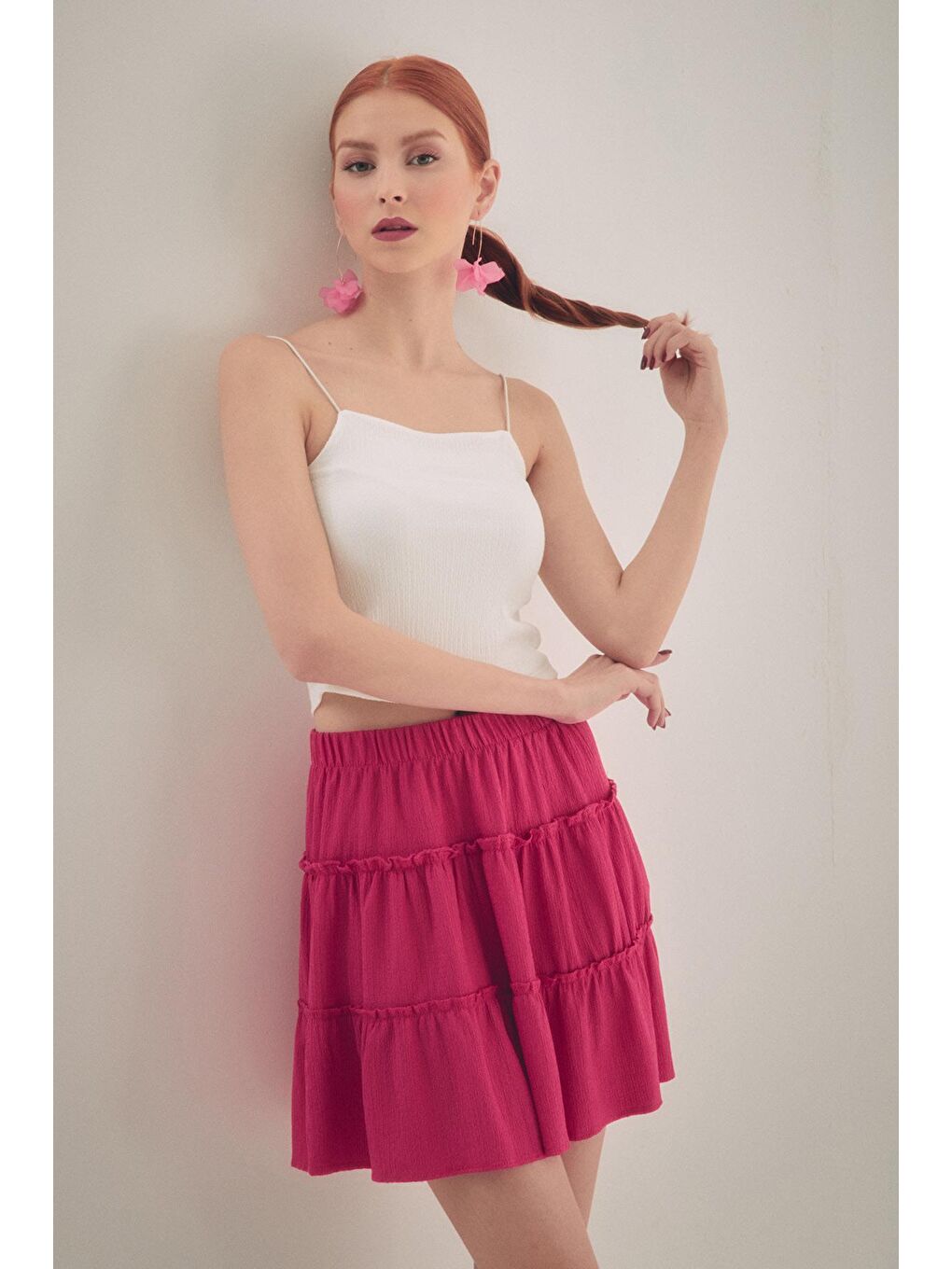 Beyaz Bürümcük Kumaş İp Askılı Crop Bluz-1