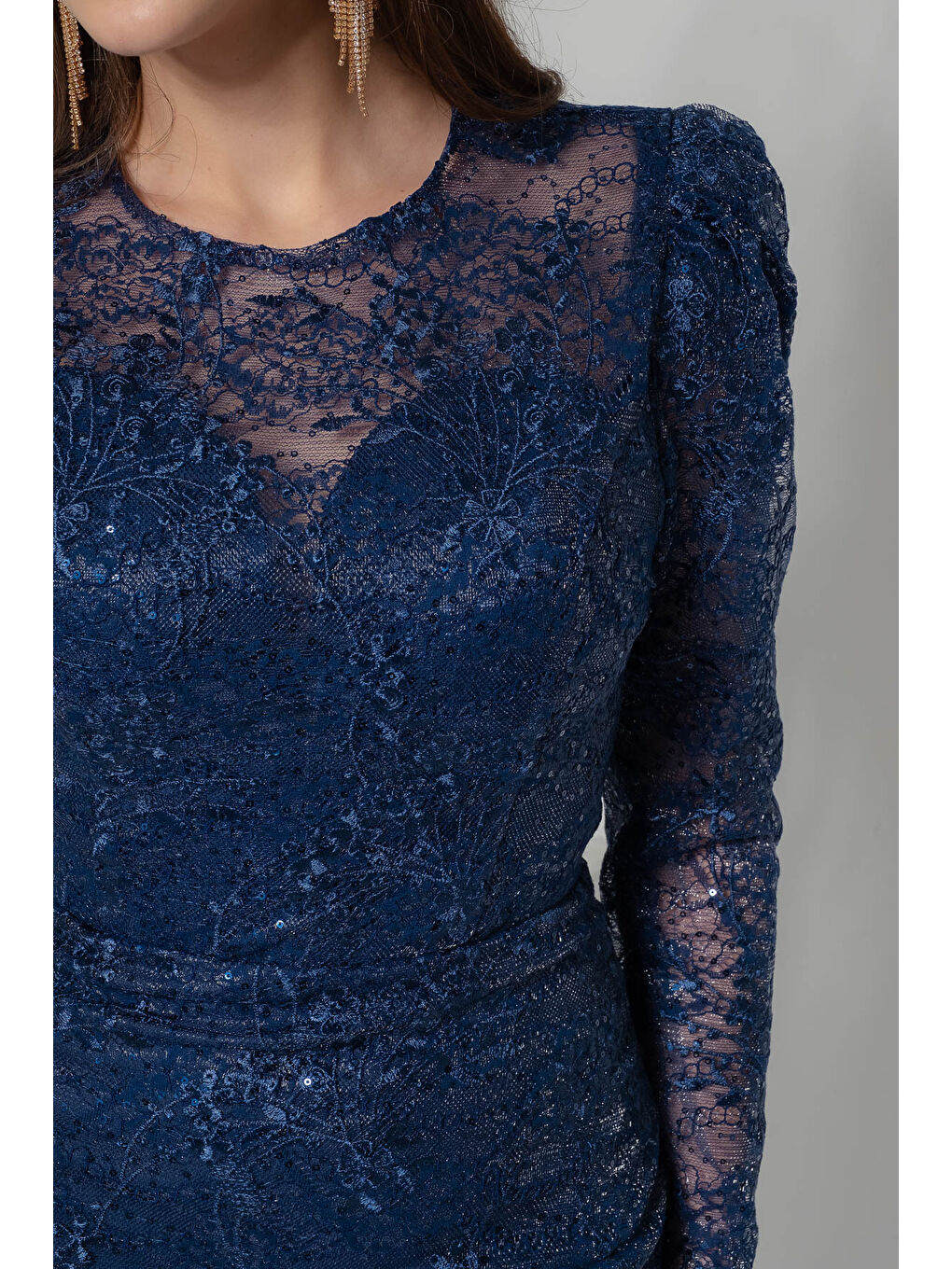 Kadın Lacivert Dar Kalıp Bisiklet Yaka Dantelli Uzun Kol Abiye Elbise-3