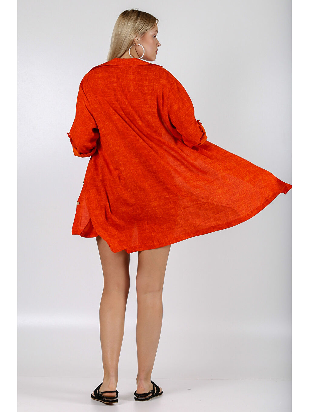 İtalyan Turuncu Apaş Yaka 3/4 Kol Desenli Yırtmaçlı Dokuma Gömlek Elbise-1