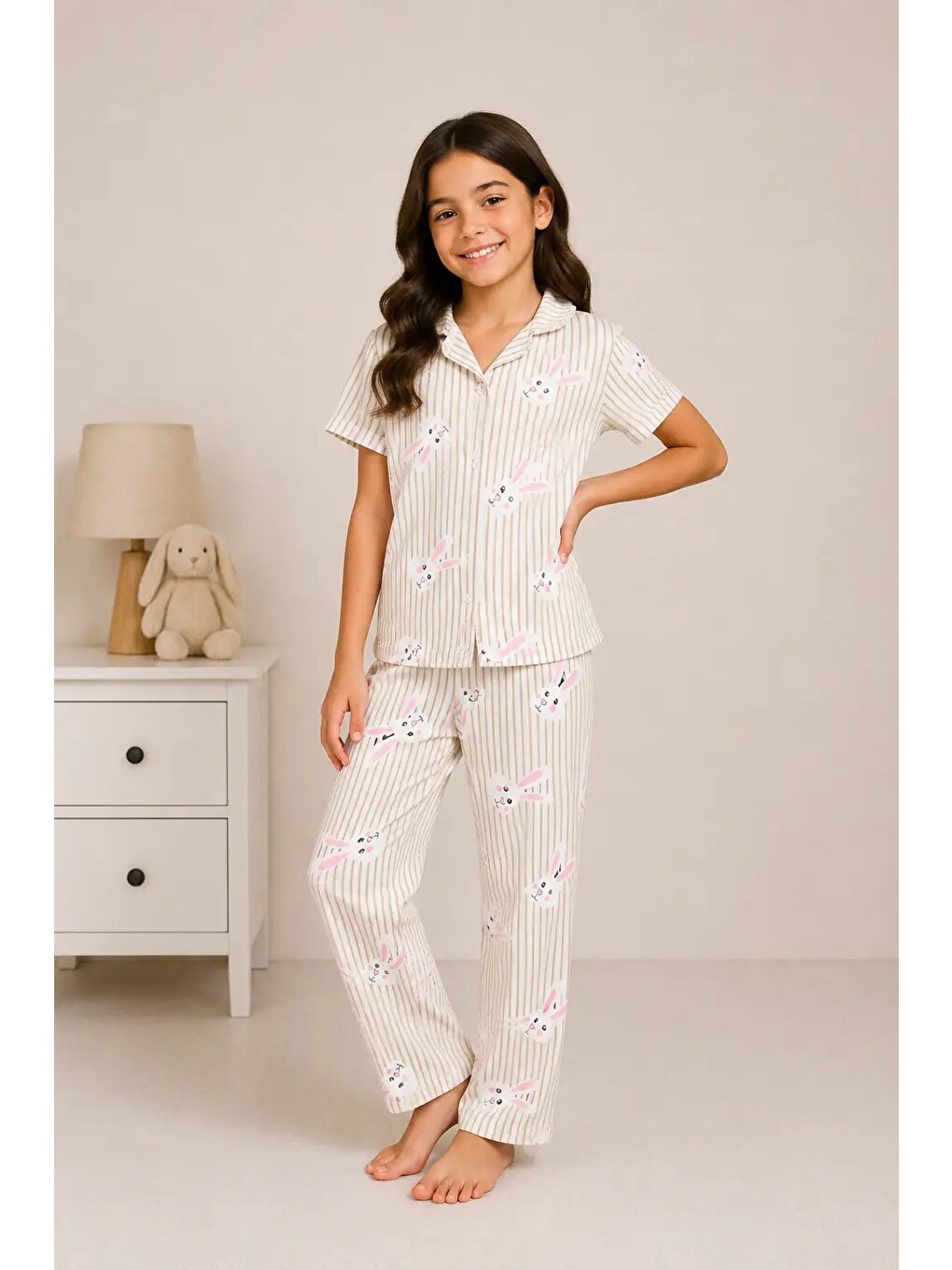 Ekru Desenli Kız Çocuk Pijama Takımı 9928