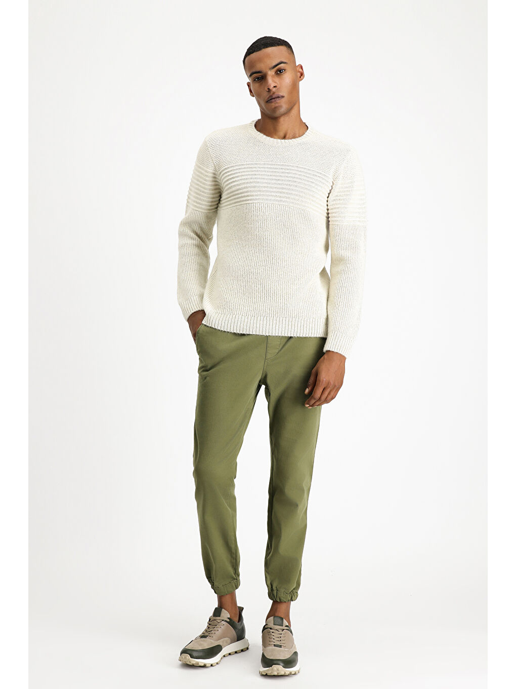 Bej Bisiklet Yaka Regular Fit Çizgili Triko Büyük Beden Kazak-1