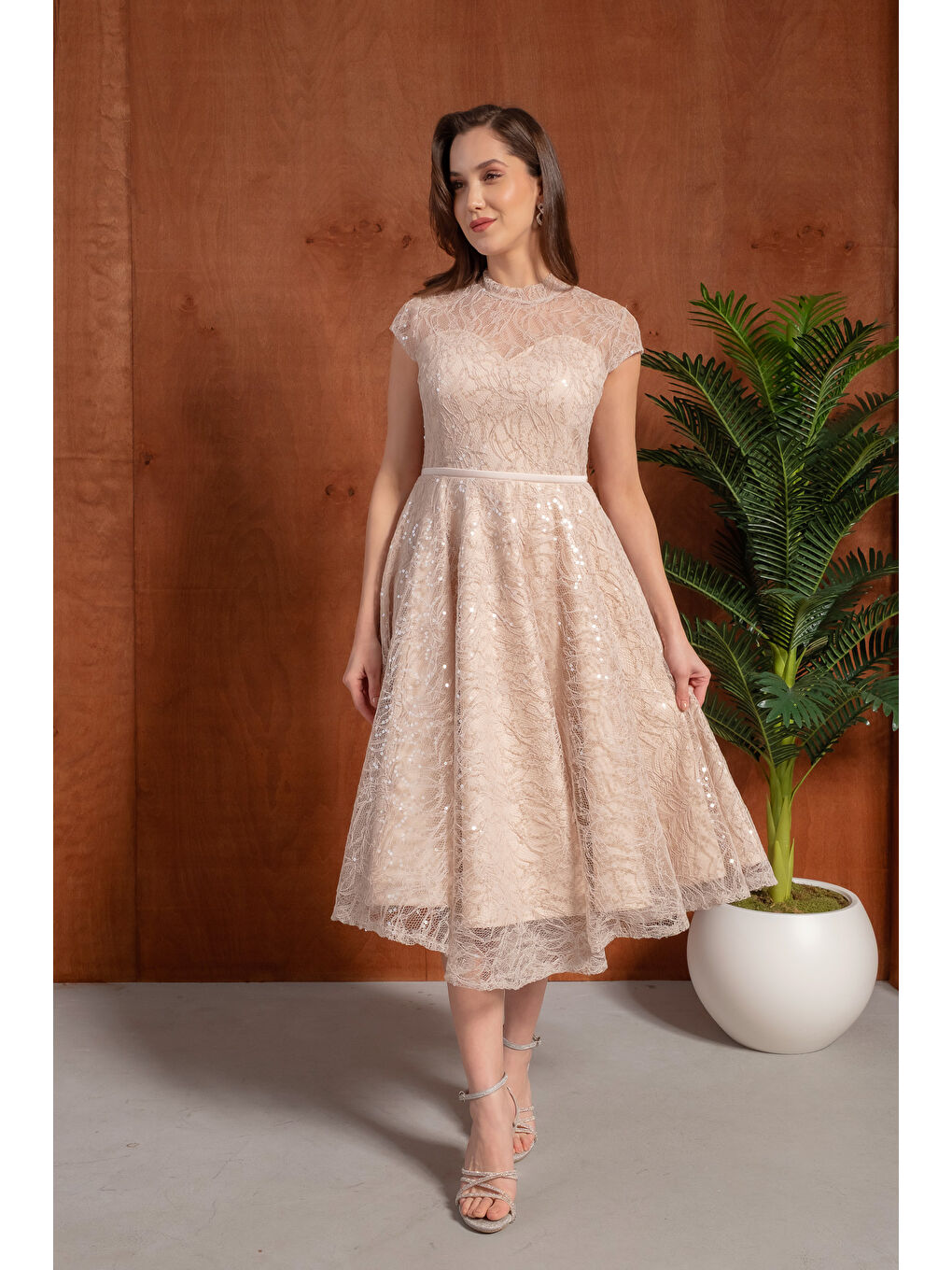 Kadın Bej Kısa Kollu Payetli Midi Kloş Söz Nişan Nikah Abiye Elbise-2