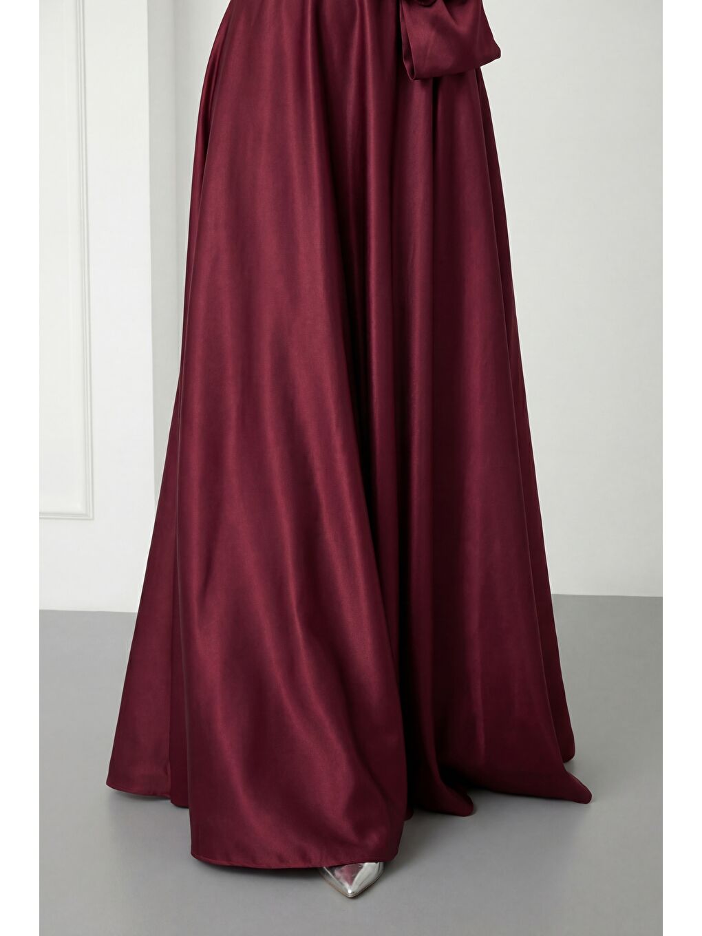 Kadın Bordo Straplez Yaka Çiçek Detaylı Uzun Söz Nişan Nikah Abiye-3