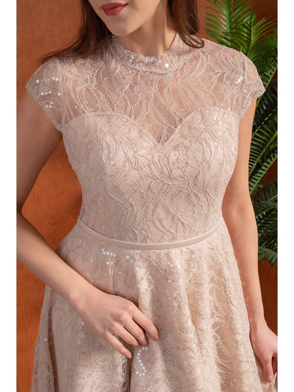 Kadın Bej Kısa Kollu Payetli Midi Kloş Söz Nişan Nikah Abiye Elbise-3