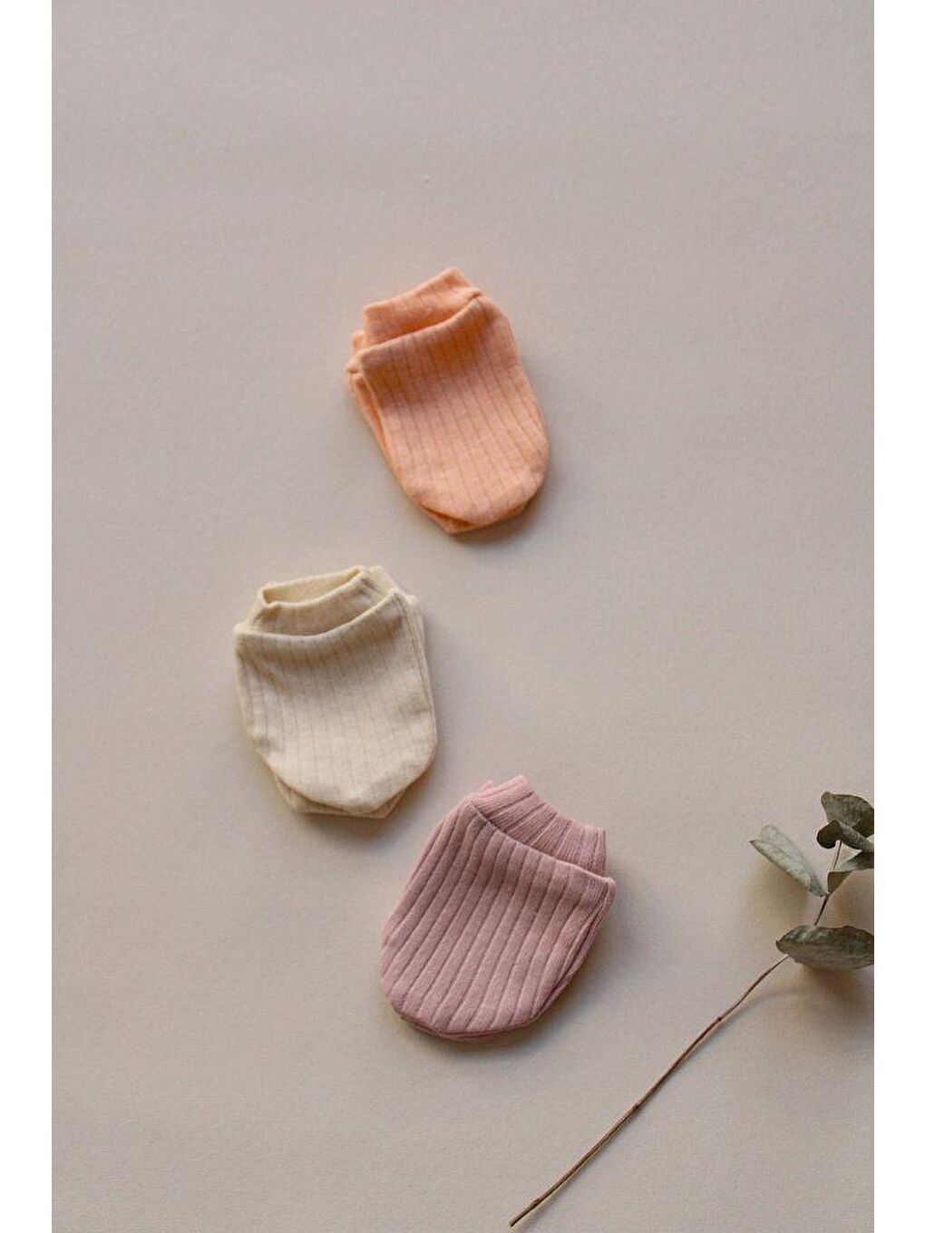 Bej 3Lü Lila-Turuncu-Krem Yenidoğan Eldiven Set-3