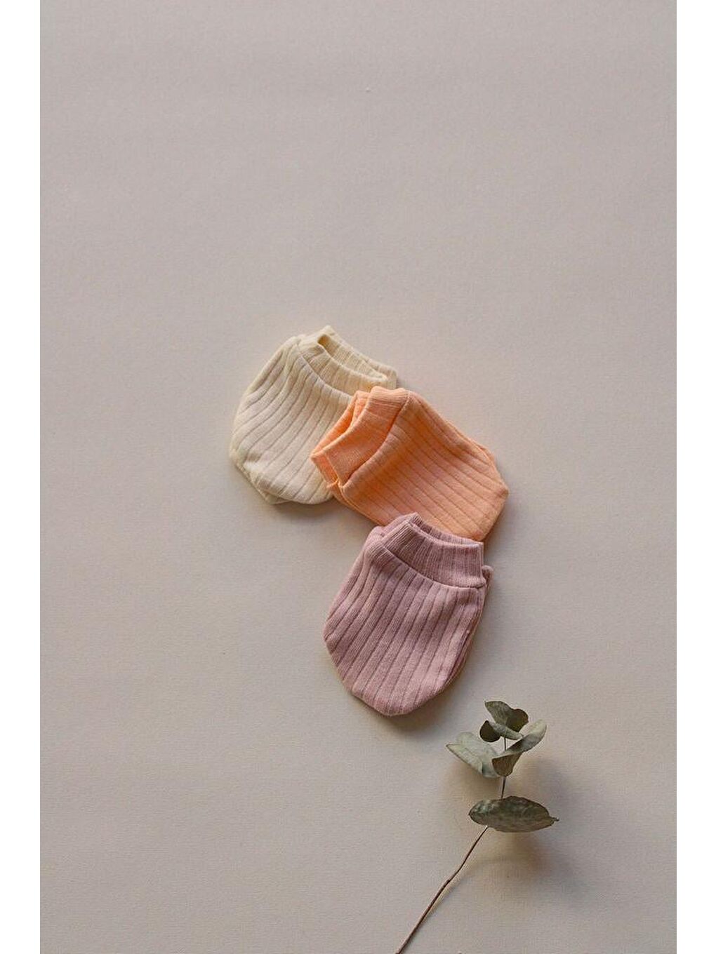 Bej 3Lü Lila-Turuncu-Krem Yenidoğan Eldiven Set-4