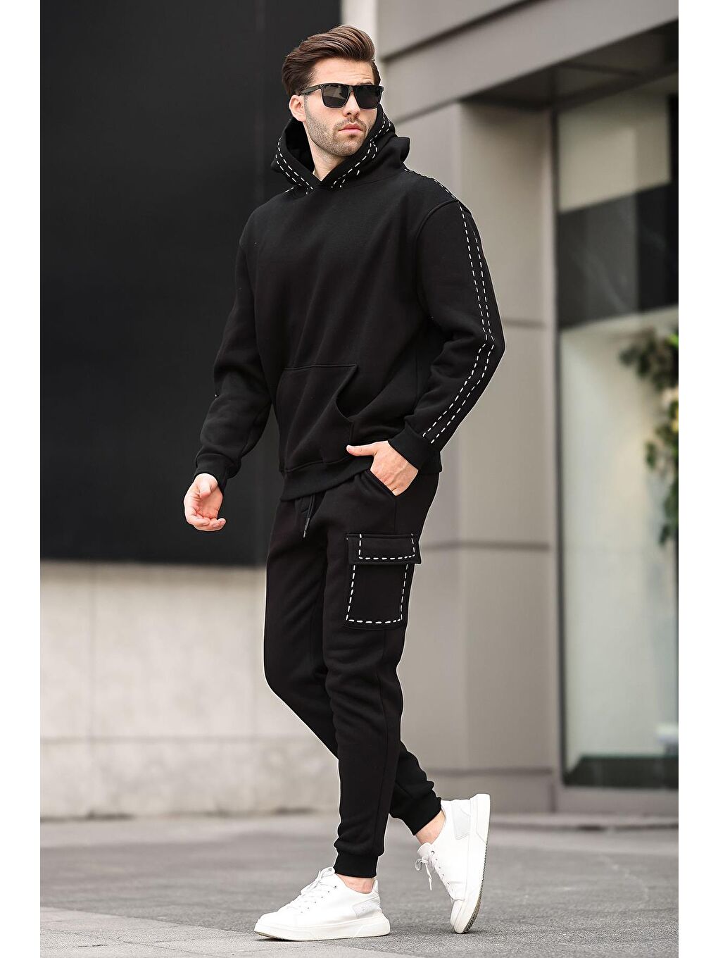 Siyah Erkek Kapüşonlu Paçası Lastikli Eşofman Takımı 5957