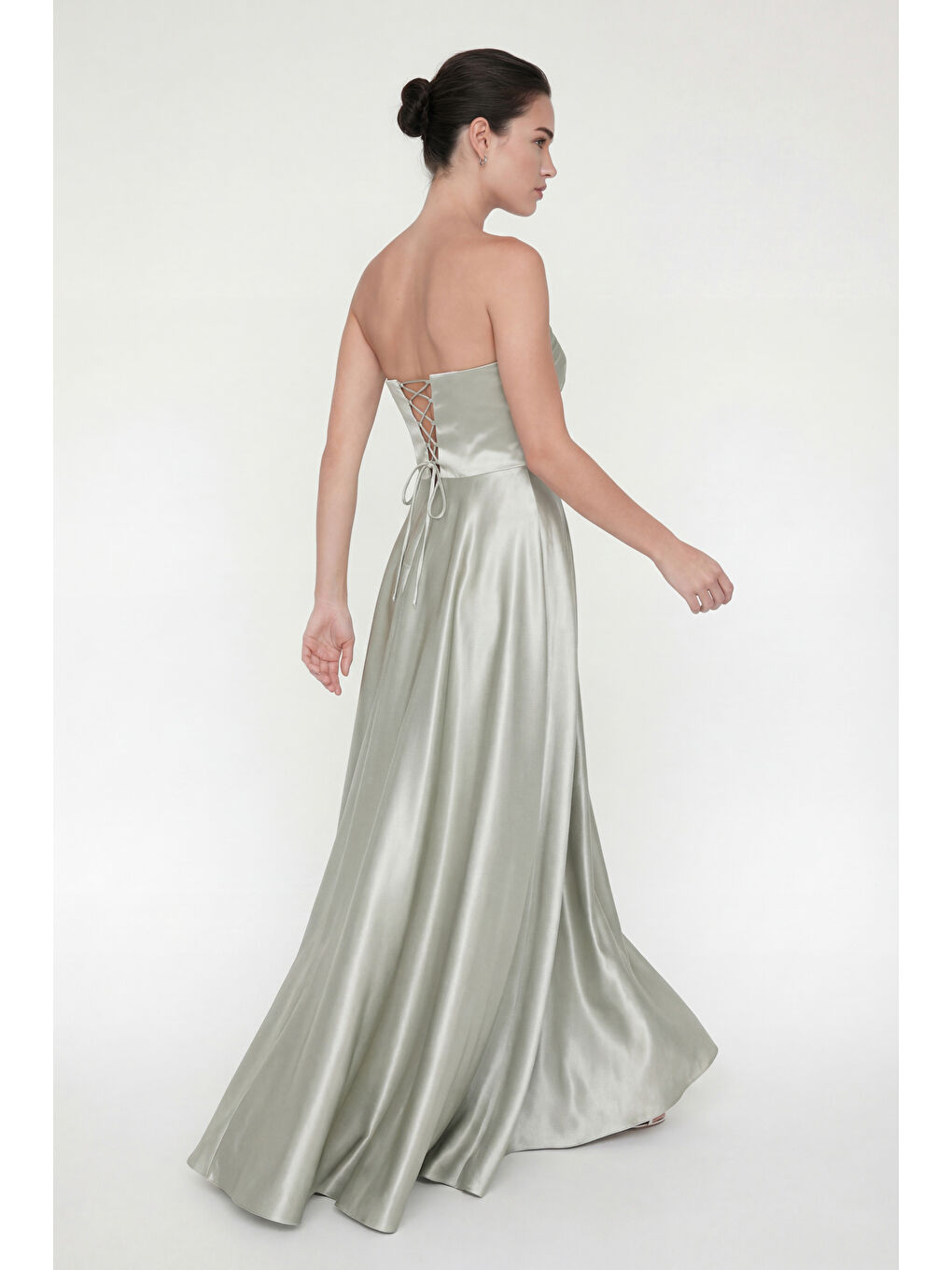 Kadın Mint Yeşili Straplez Yaka Çiçek Detaylı Uzun Söz Nişan Nikah Abiye-5