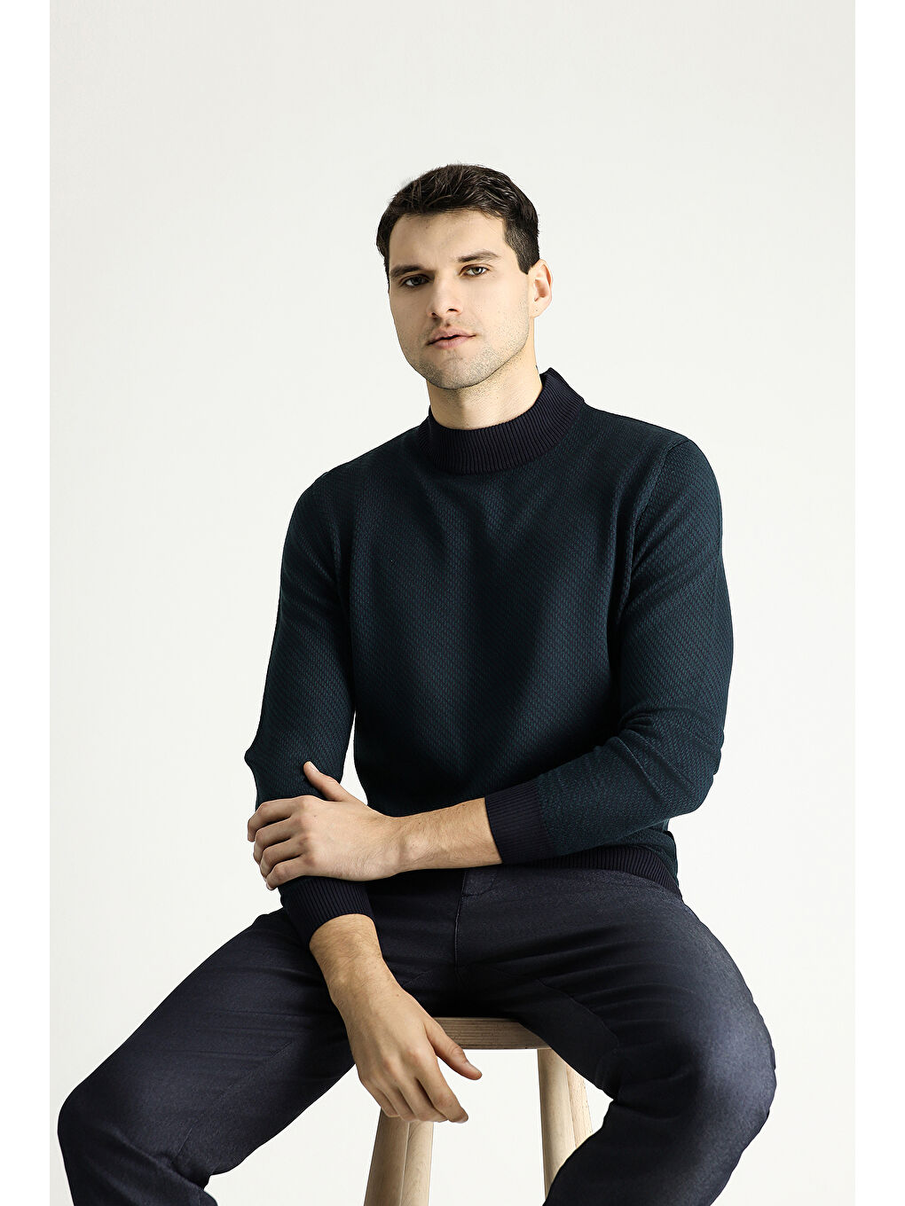 Lacivert Bato Yaka Slim Fit Dar Kesim Düz Triko Büyük Beden Kazak-1