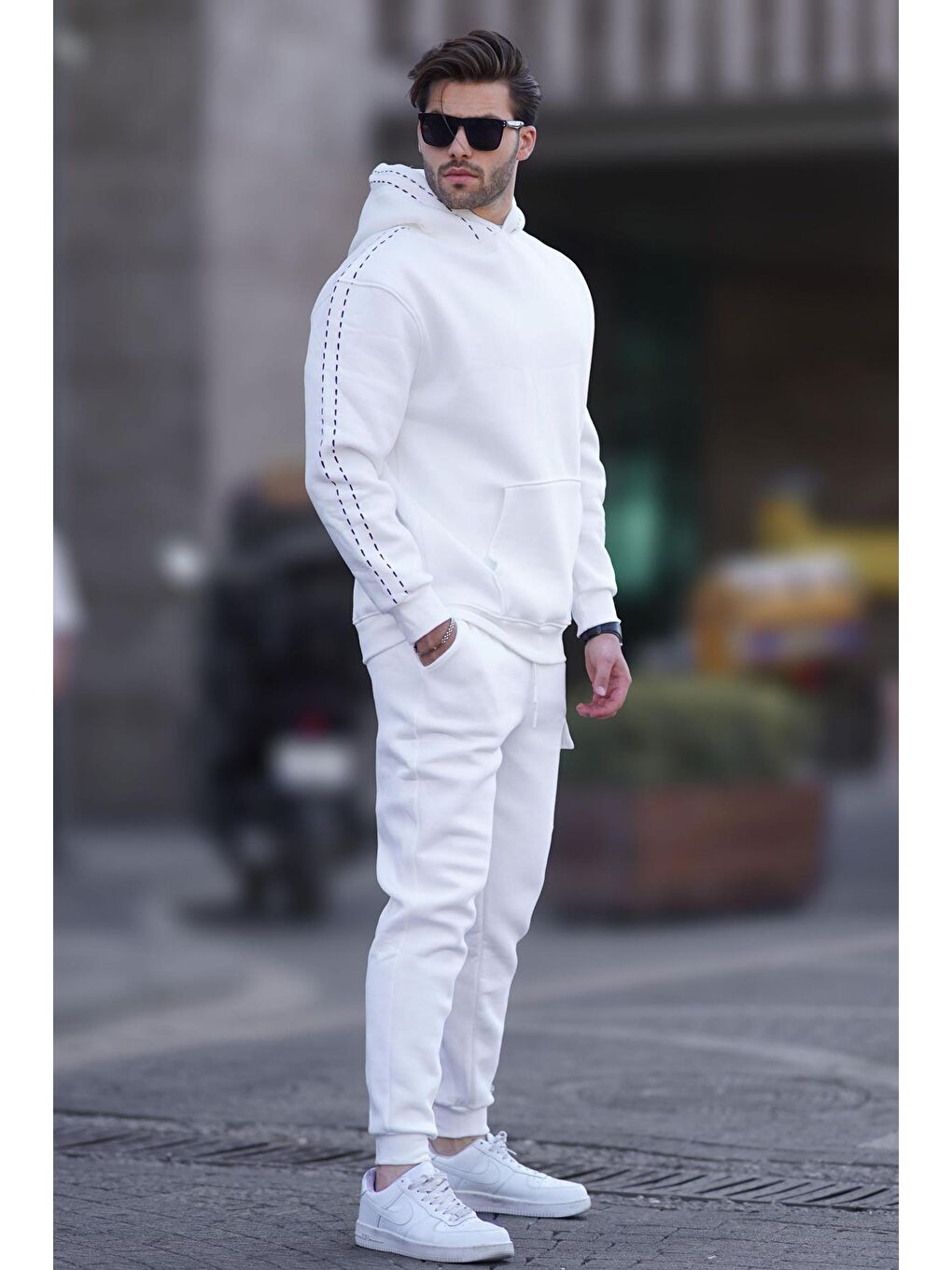 Ekru Erkek Kapüşonlu Paçası Lastikli Eşofman Takımı 5957-1