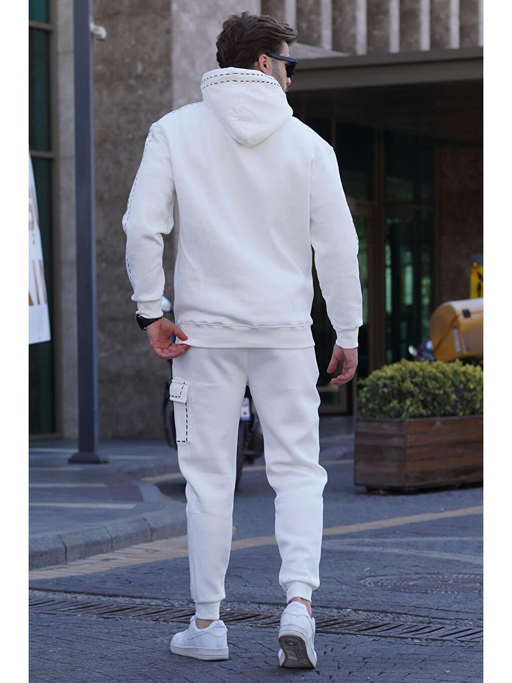 Ekru Erkek Kapüşonlu Paçası Lastikli Eşofman Takımı 5957-2