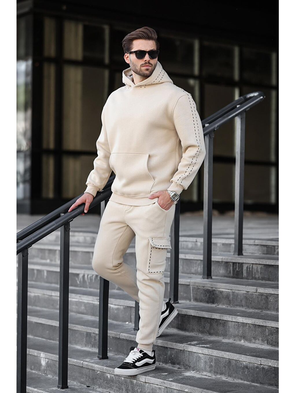 Bej Erkek Kapüşonlu Paçası Lastikli Eşofman Takımı 5957-4