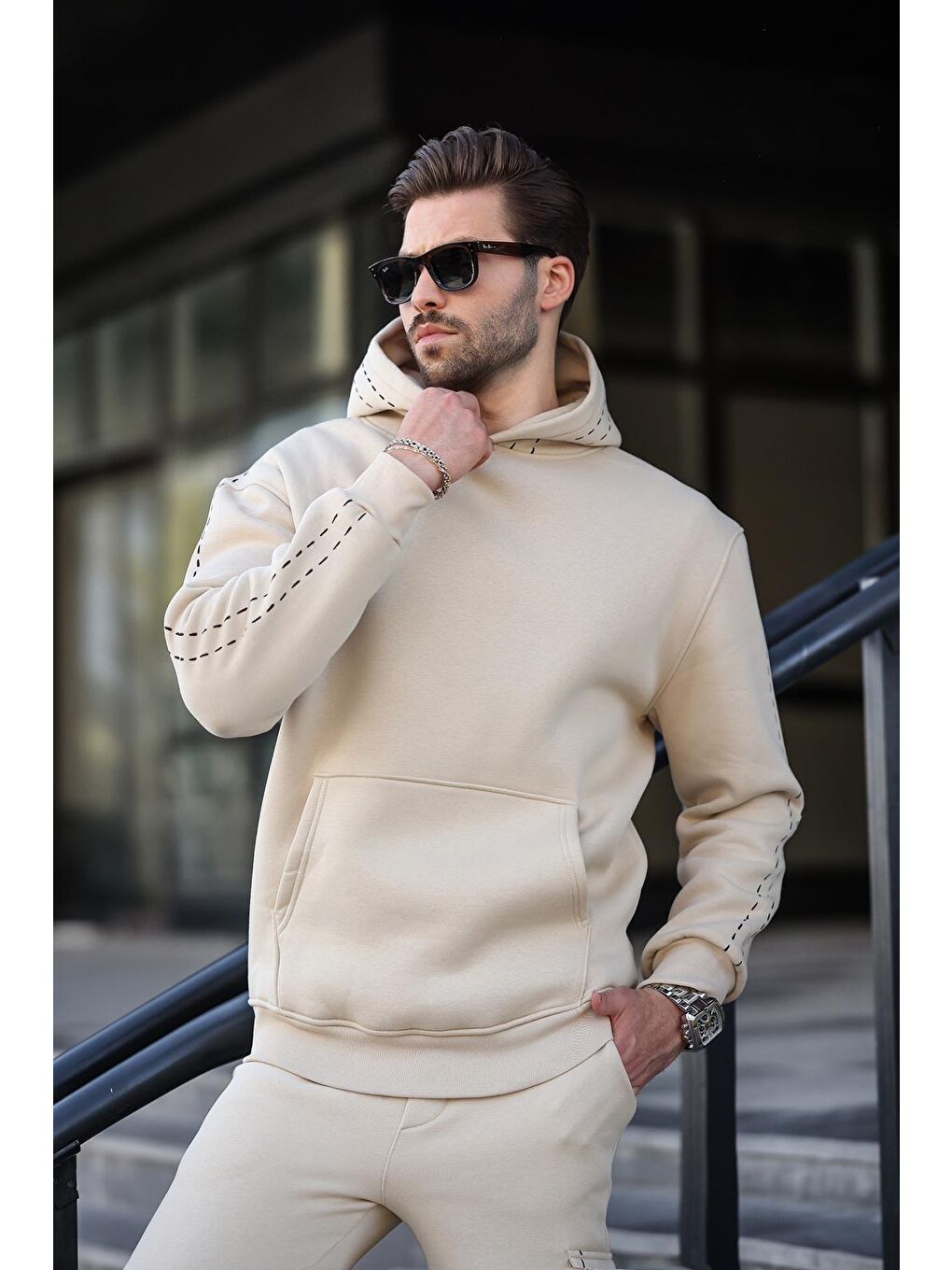 Bej Erkek Kapüşonlu Paçası Lastikli Eşofman Takımı 5957-5