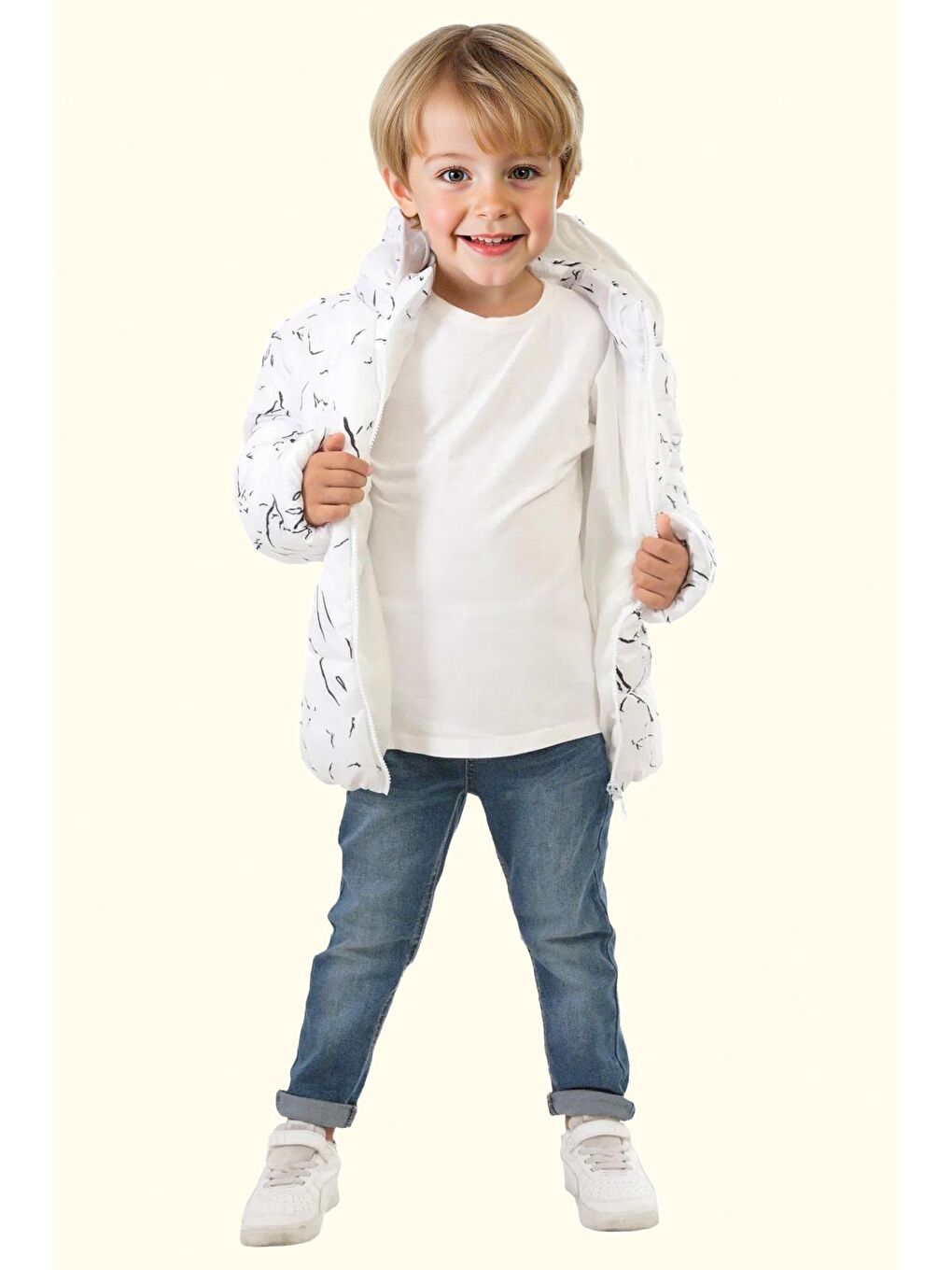 Beyaz Erkek Çocuk Çıkabilir Kapüşonlu Su Ve Rüzgar Geçirmez Kışlık Şişme Mont & Kaban & Parka