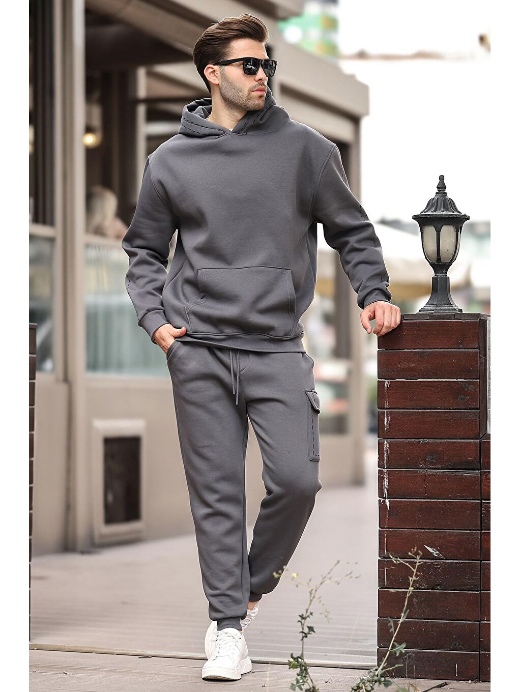 Gri Füme Erkek Kapüşonlu Paçası Lastikli Eşofman Takımı 5957-1