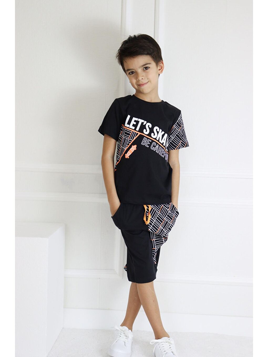 Siyah Erkek Çocuk Lets Skate Baskılı Kısa Kollu Basic Basic Takım 6-9 Yaş-6